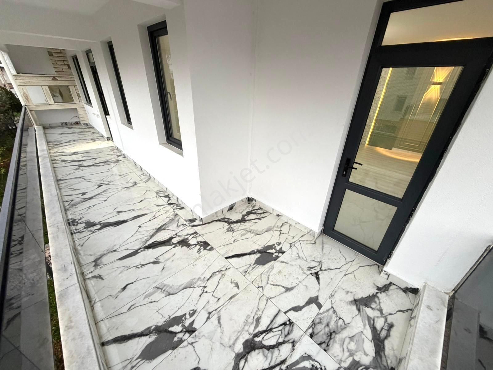 🏡 Referans'tan İkizçay'da Modern Tasarımlı Geniş Balkonlu Doğalgazlı 2+1 Daire - Görsel 7