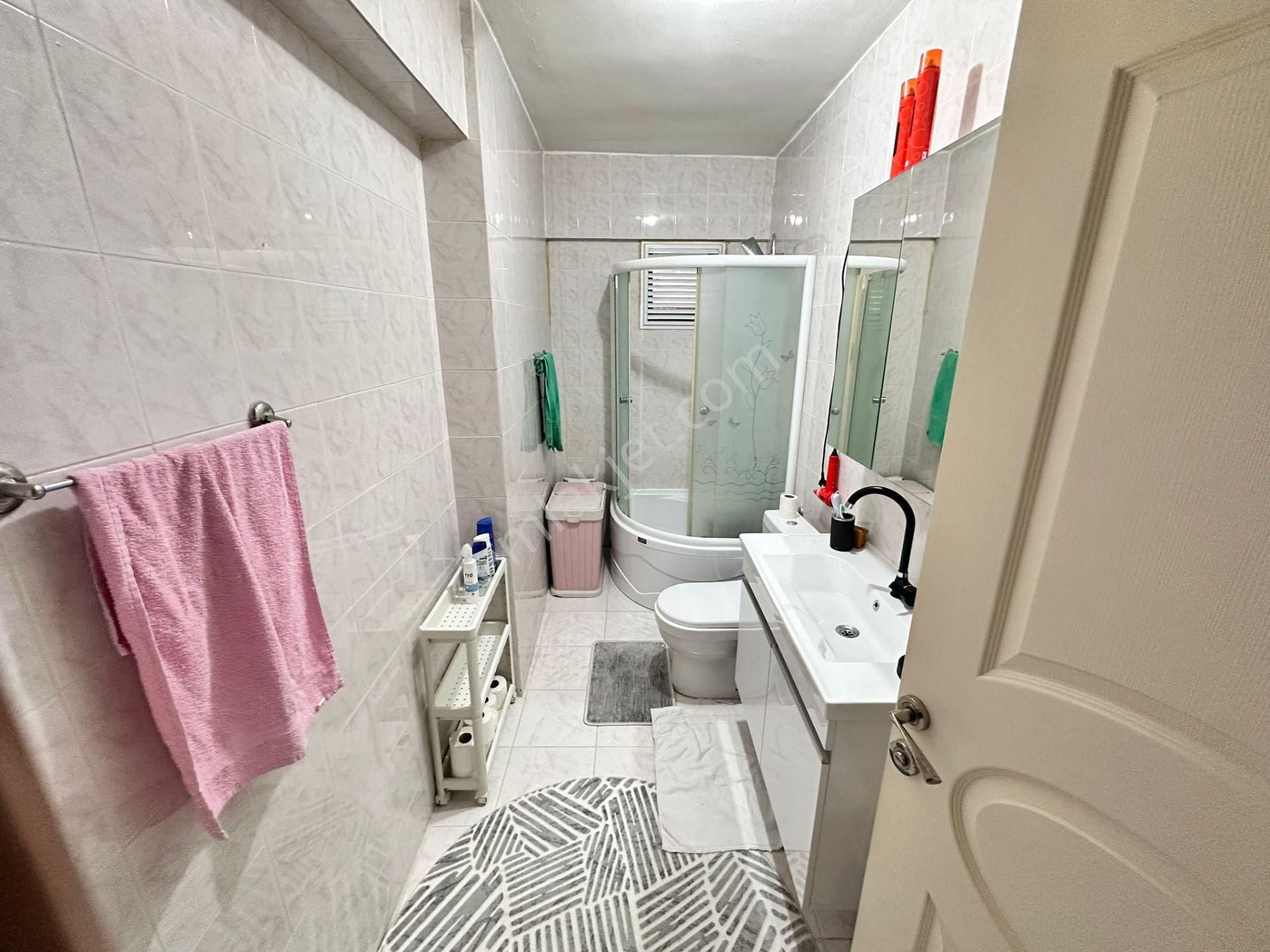 Vatan'dan Bademlik Baruthane Sokak Üzerinde 3+1 1. Kat Satılık Masrafsız Geniş Daire - Görsel 14