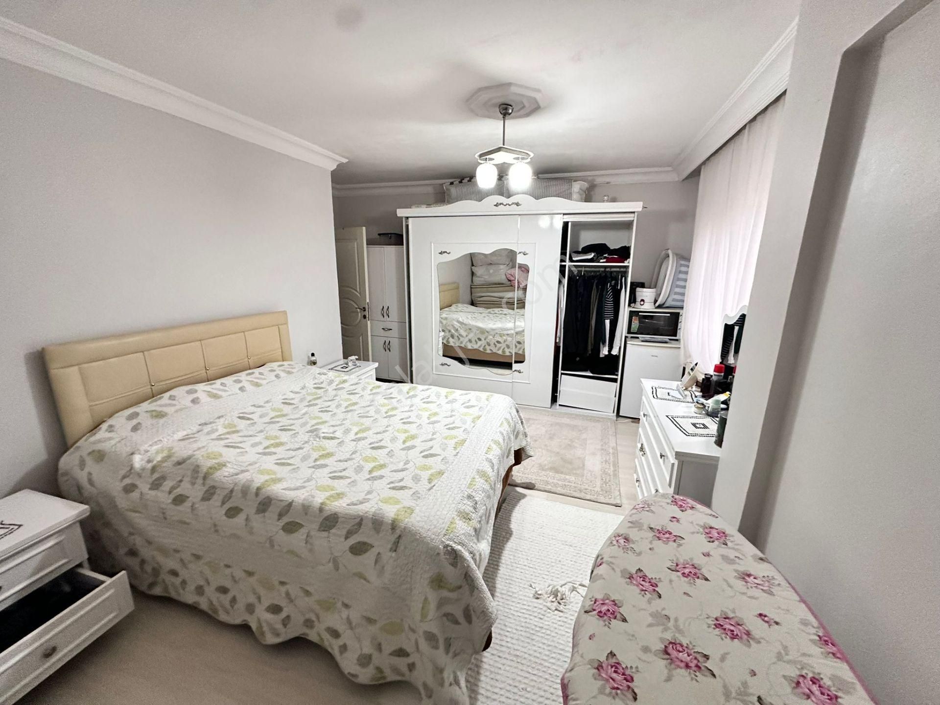 Vatan'dan Bademlik Baruthane Sokak Üzerinde 3+1 1. Kat Satılık Masrafsız Geniş Daire - Görsel 9