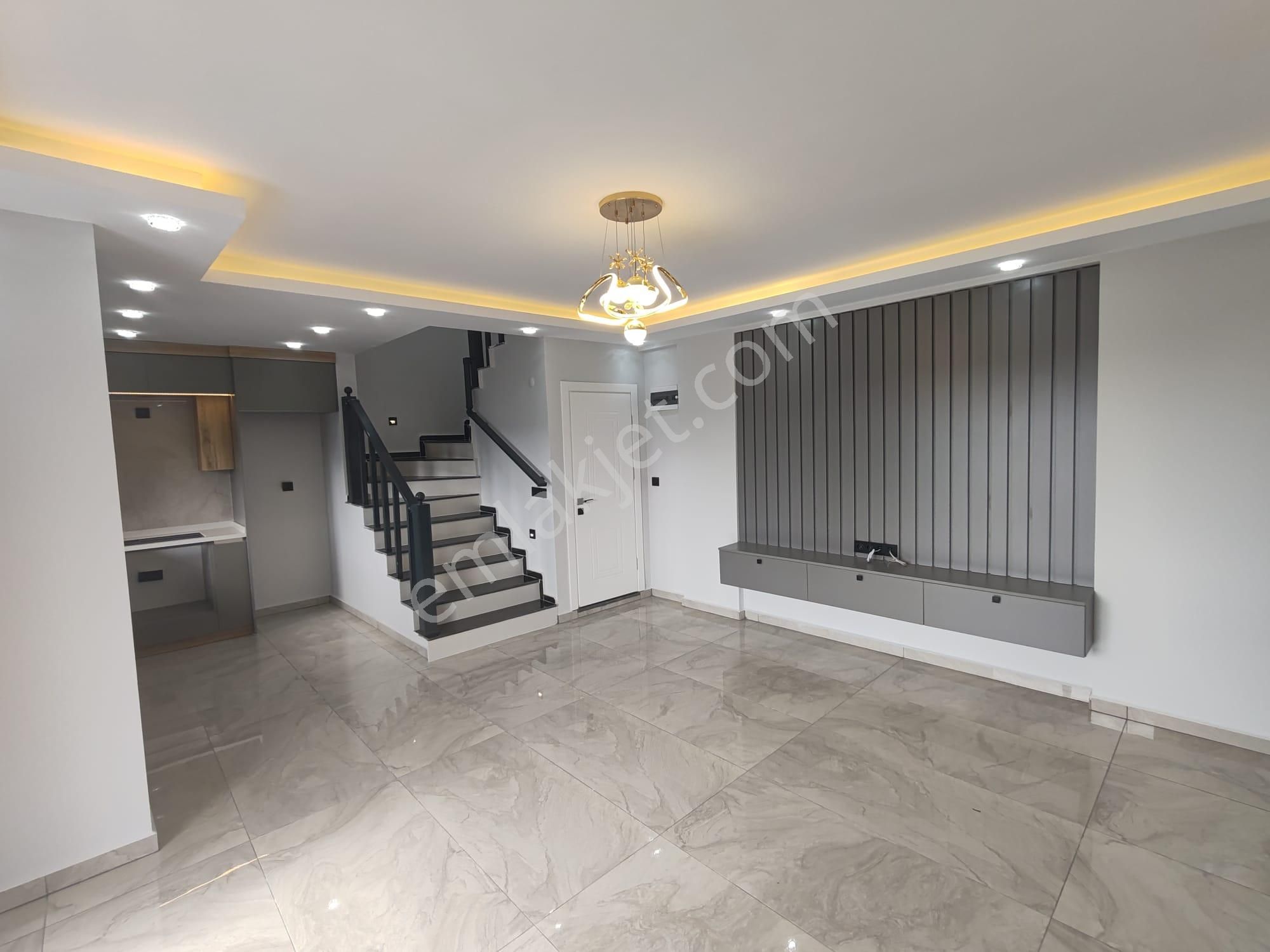 Didim'de 3+1 Villa Havuzlu Merkezi - Görsel 7