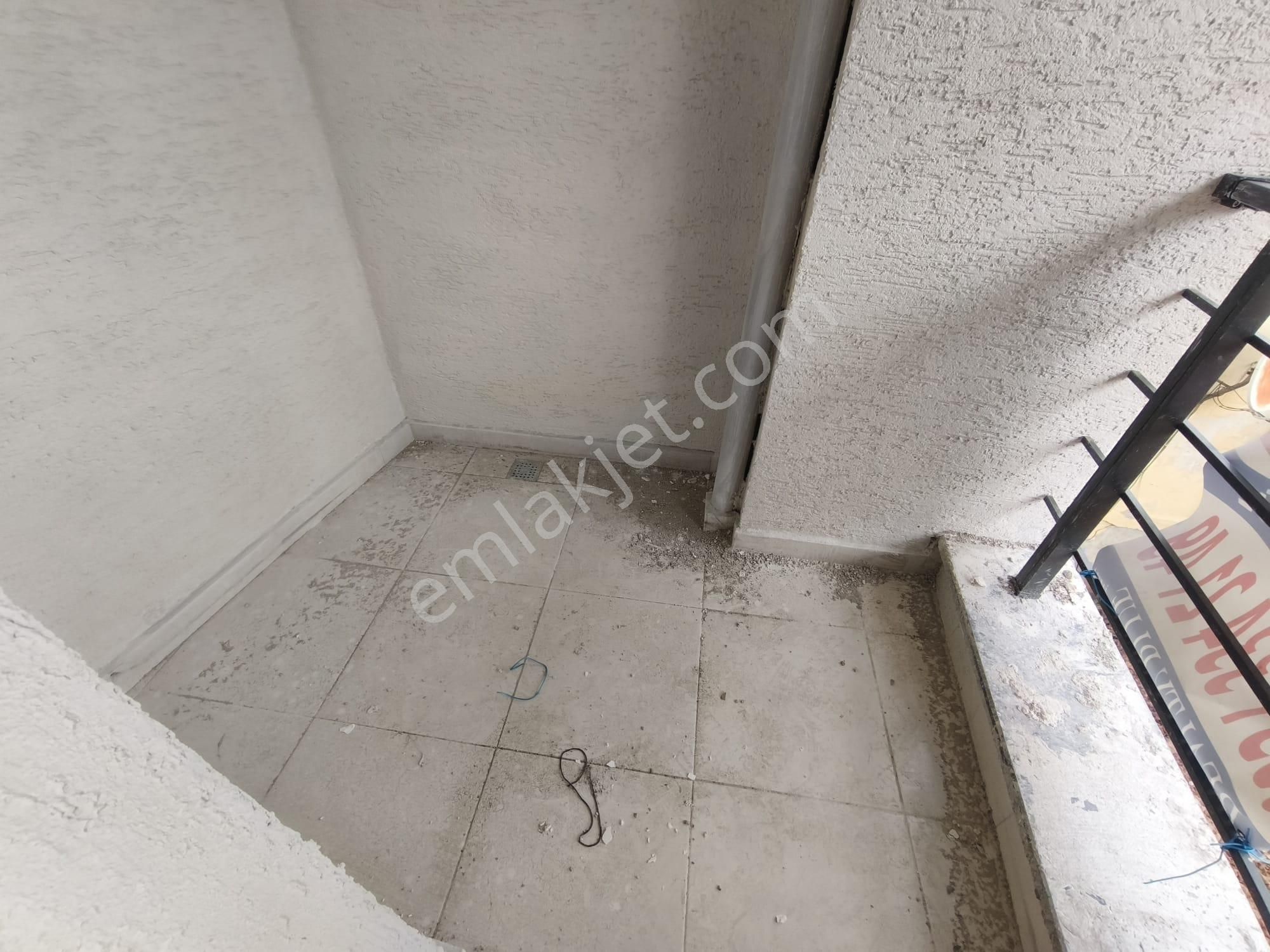 Acil Sultanbeyli Orhangazi Mah Satılık 115 M.3+1 Lüks Daire - Görsel 3