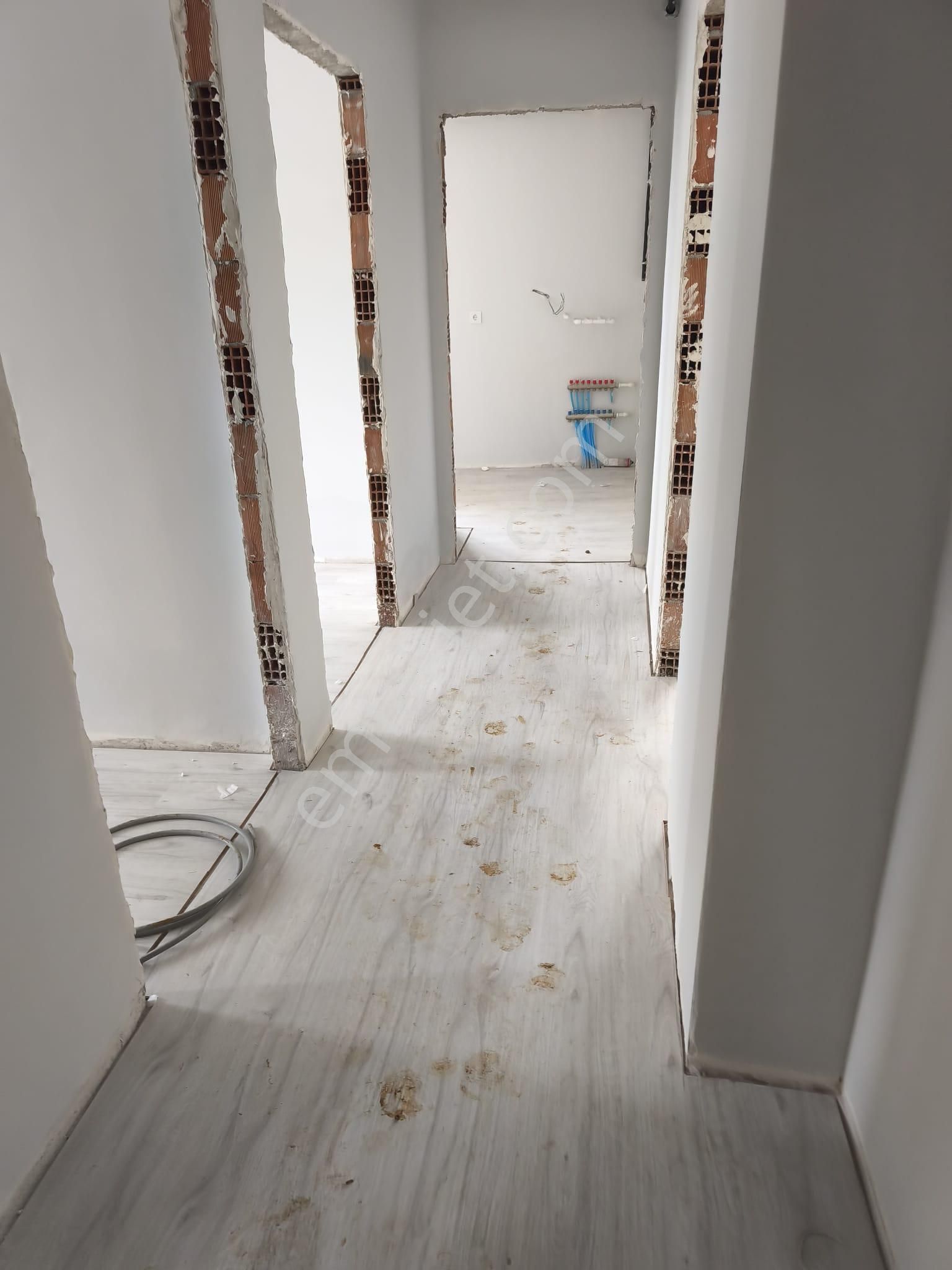 Acil Sultanbeyli Orhangazi Mah Satılık 115 M.3+1 Lüks Daire - Görsel 13