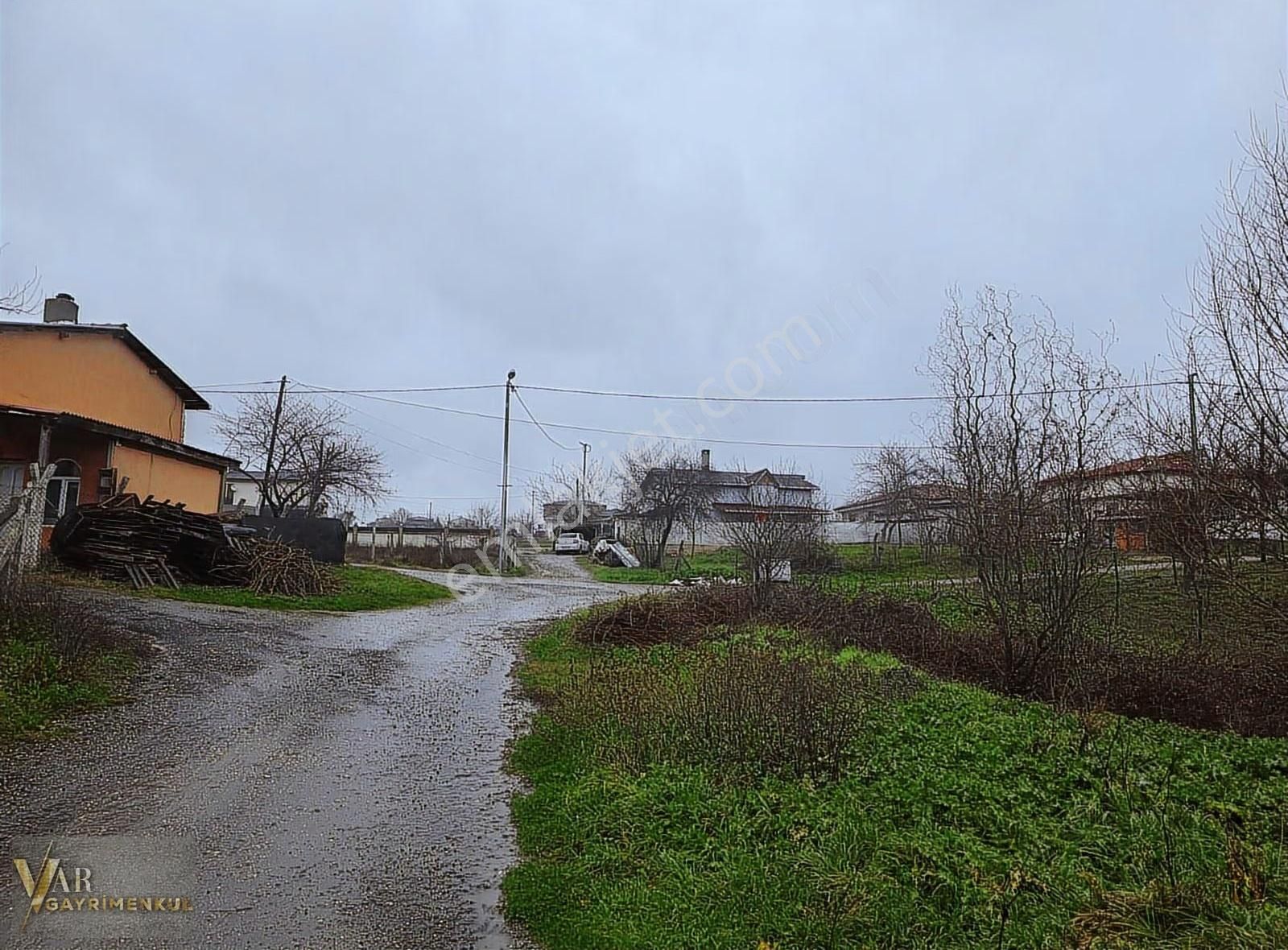 Buyukcavusluda 350 M2 Kose Bası Super Konumda Arsa - Görsel 22
