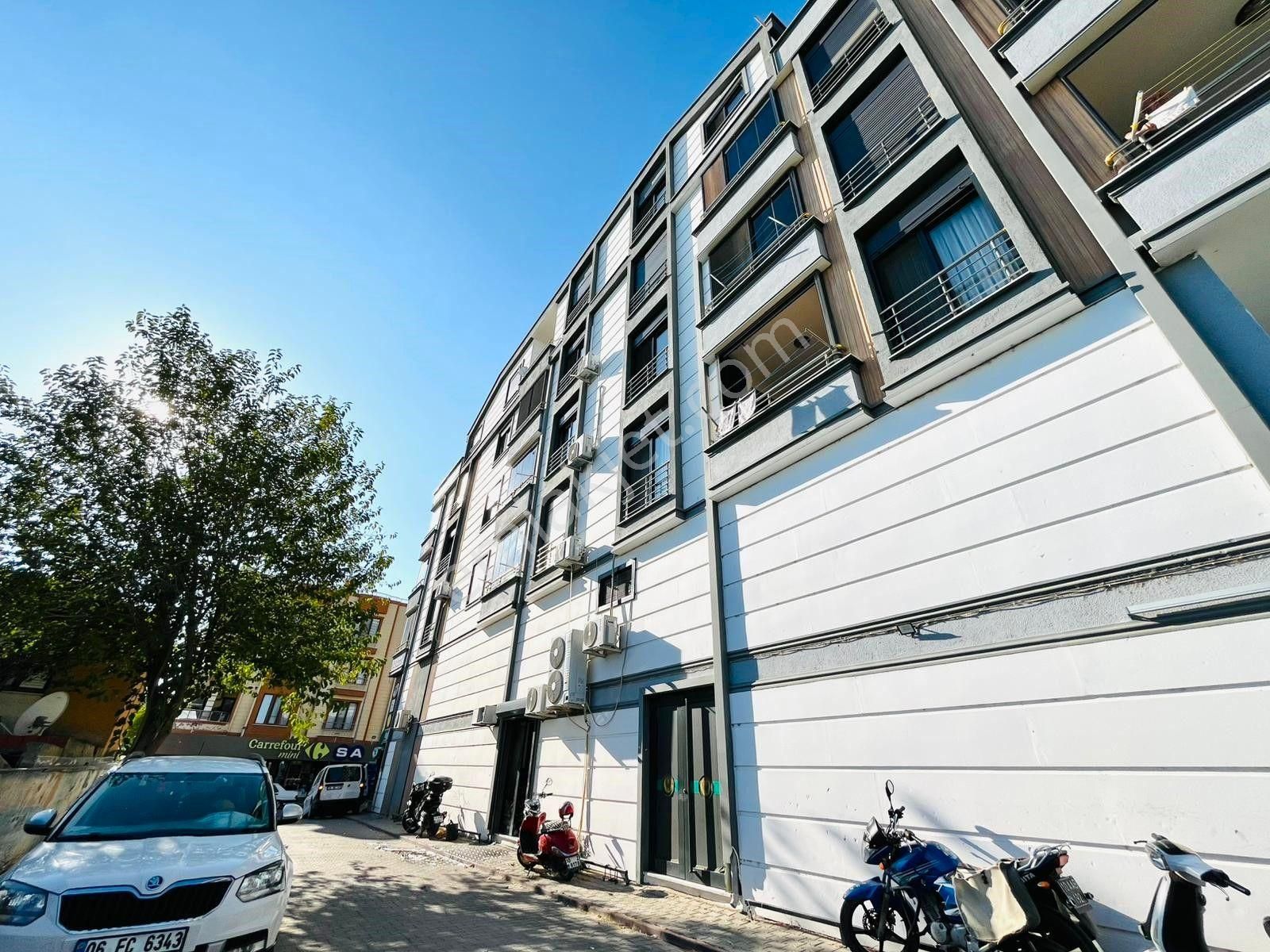 Yetki Yükselden Zeytinlide Full Ön Cephe "eşyalı" 2+1 Lüx Daire - Görsel 4