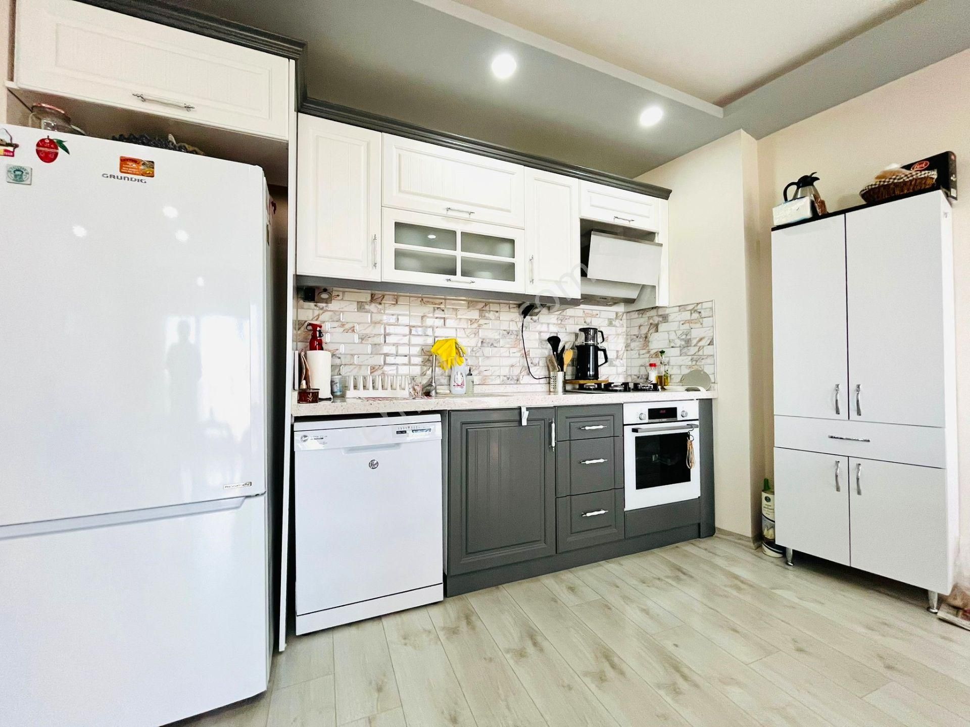 Yetki Yükselden Zeytinlide Full Ön Cephe "eşyalı" 2+1 Lüx Daire - Görsel 35