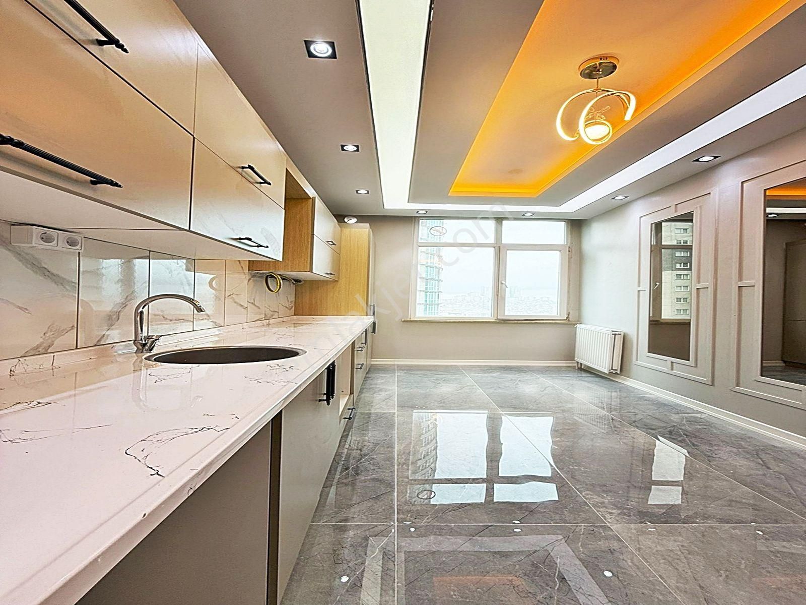 Esenyurt Yeşilkent Mahallesinde Site İçerisinde Ebeveyn Banyolu 2+1 Daire - Görsel 2