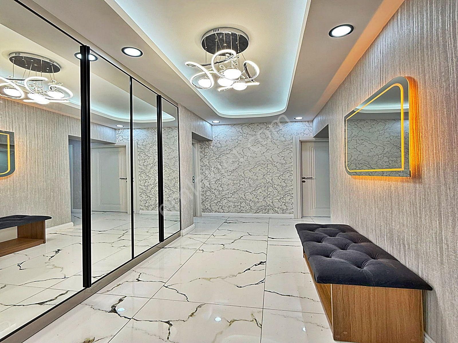 Beylikdüzü Barış Mahallesi'de Site İçinde 2+1 Ultra Lüks Daire - Görsel 10