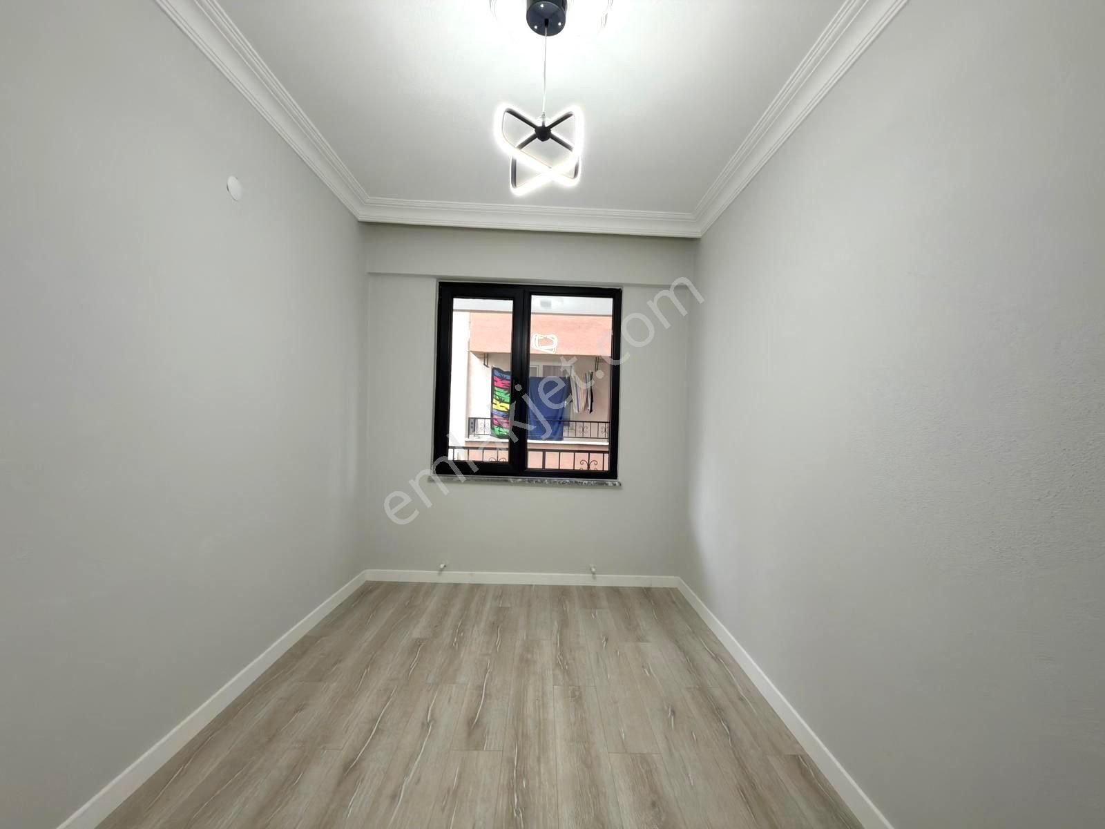 🏡 Referans'tan Altınkum'da Ön Cephe Ayrı Mutfak Modern Tasarımlı 3+1 Daire - Görsel 3