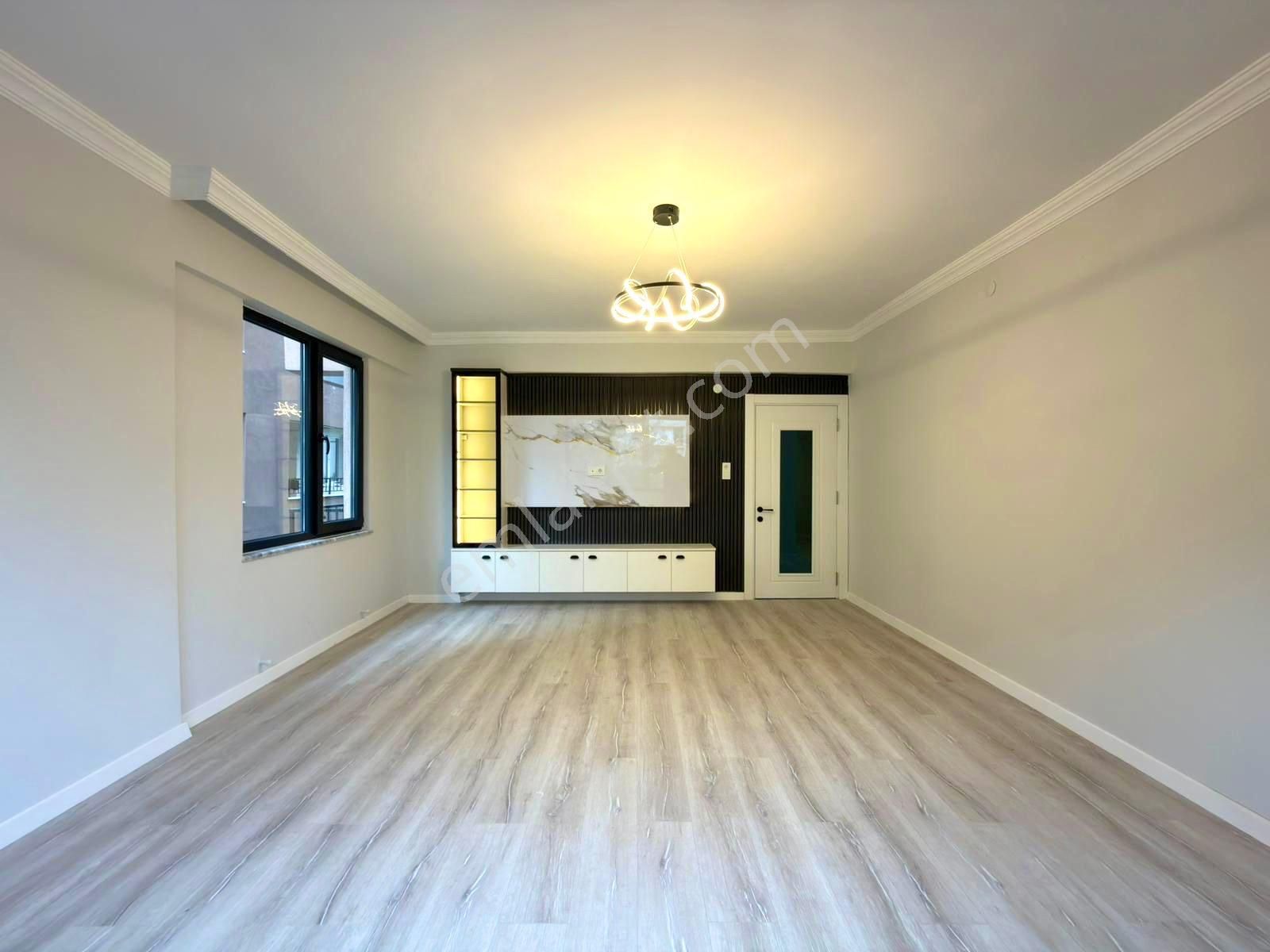 🏡 Referans'tan Altınkum'da Ön Cephe Ayrı Mutfak Modern Tasarımlı 3+1 Daire - Görsel 23