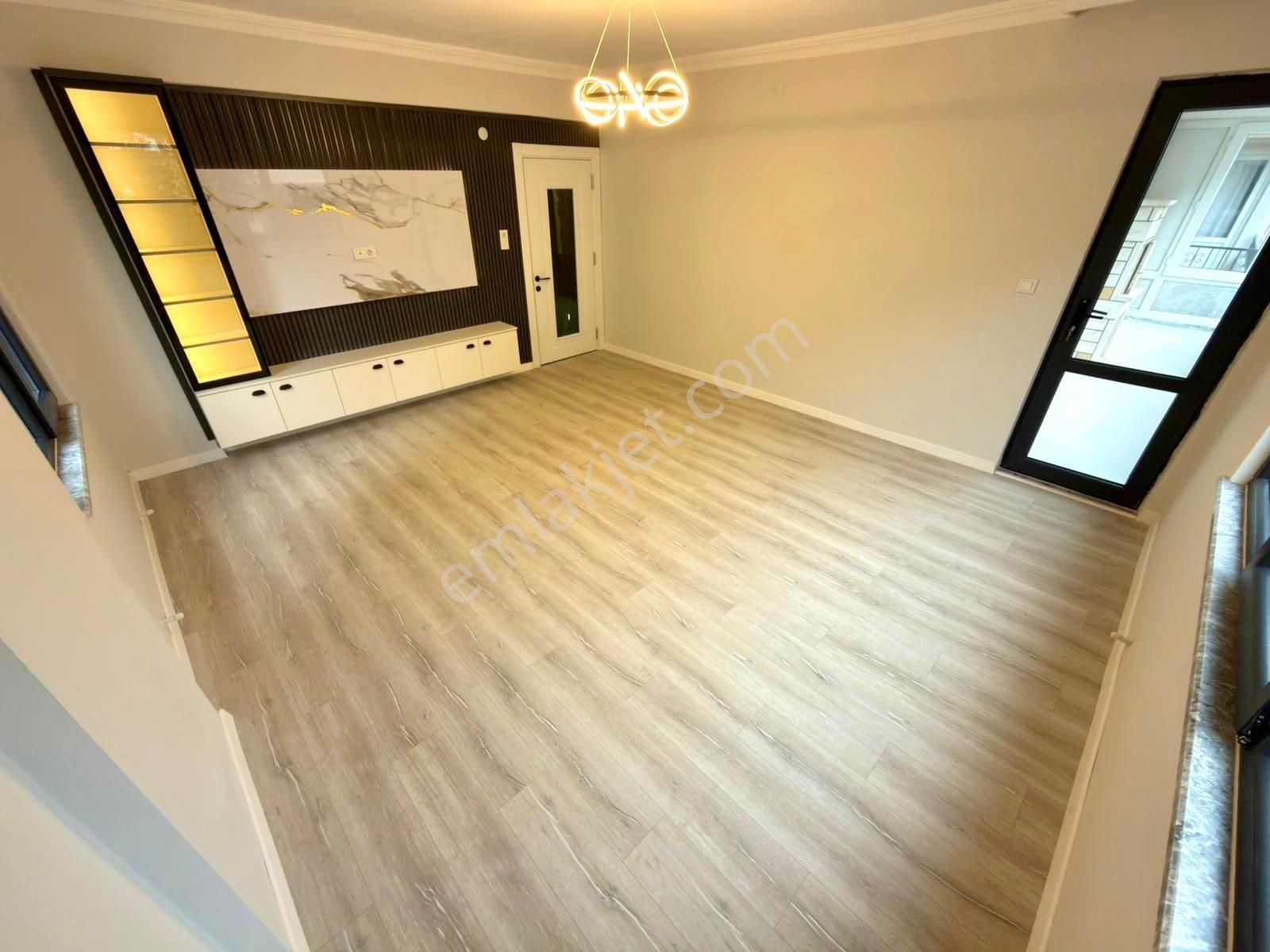 🏡 Referans'tan Altınkum'da Ön Cephe Ayrı Mutfak Modern Tasarımlı 3+1 Daire - Görsel 9