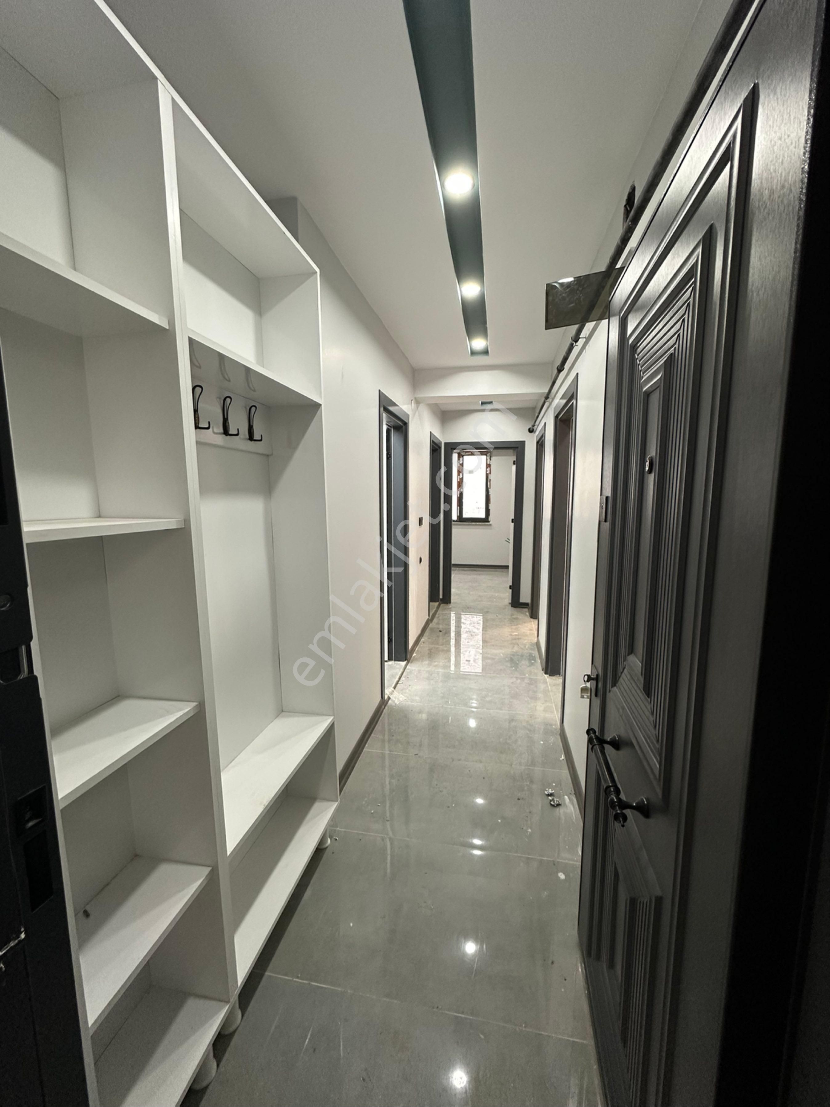Kapaklı Vatan Mah Balkonlu Teraslı Otopaklı Yerden Isıtmalı - Görsel 15