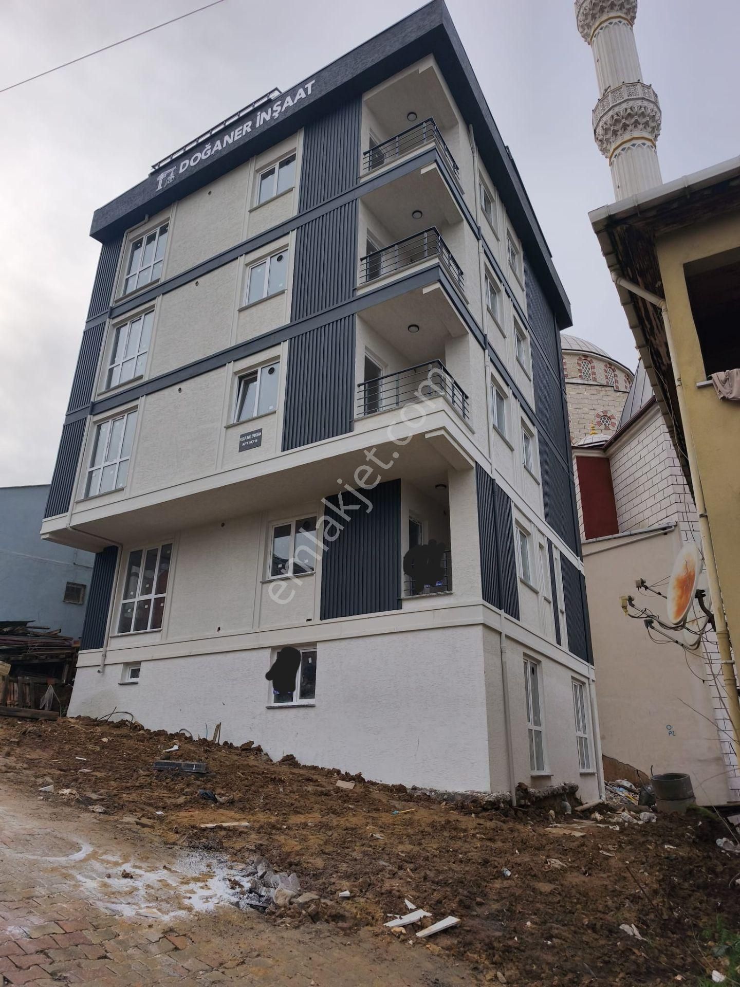 Acil Sultanbeyli Orhangazi Mah Satılık 130 M.3+1 Lüks Daire