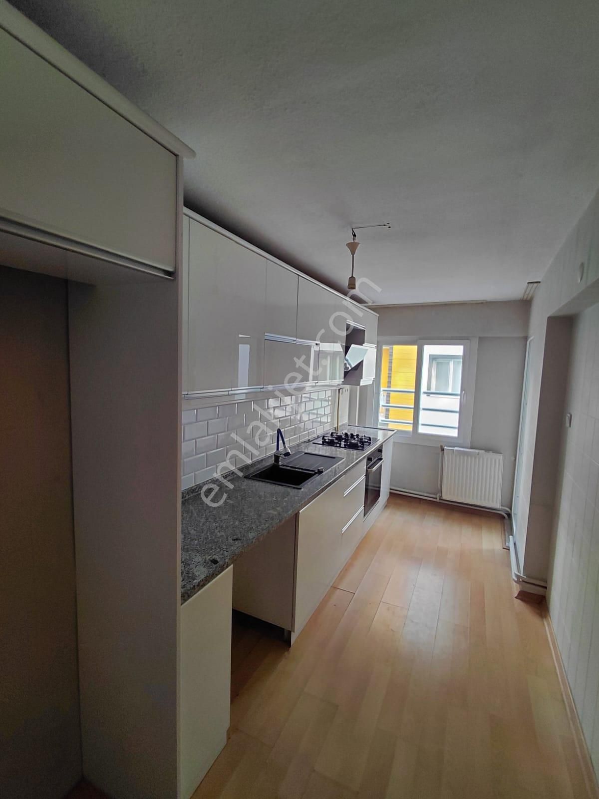 Zaimağa Caddesi 3+1 Arakat Doğalgazlı - Görsel 26