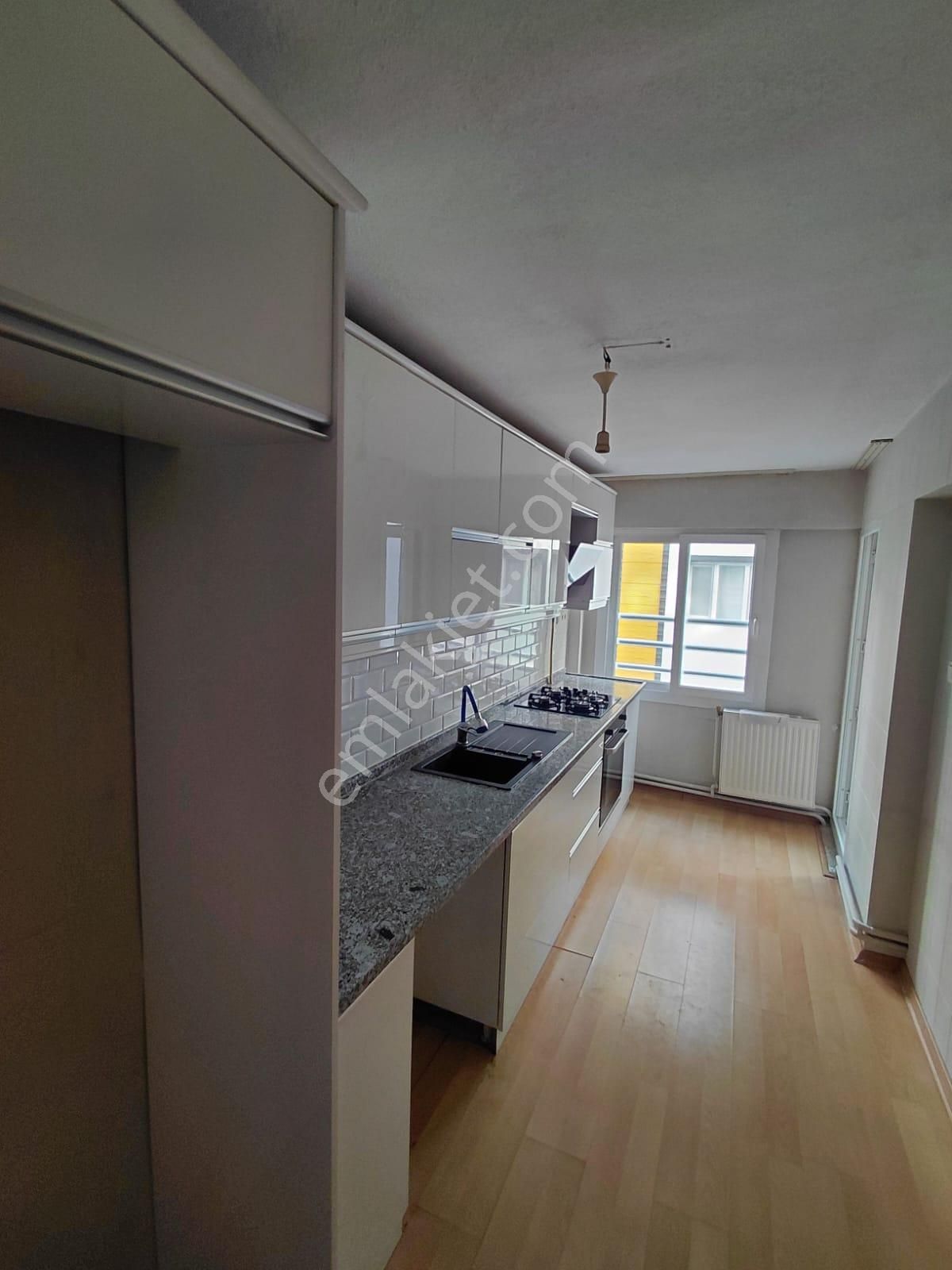 Zaimağa Caddesi 3+1 Arakat Doğalgazlı - Görsel 29