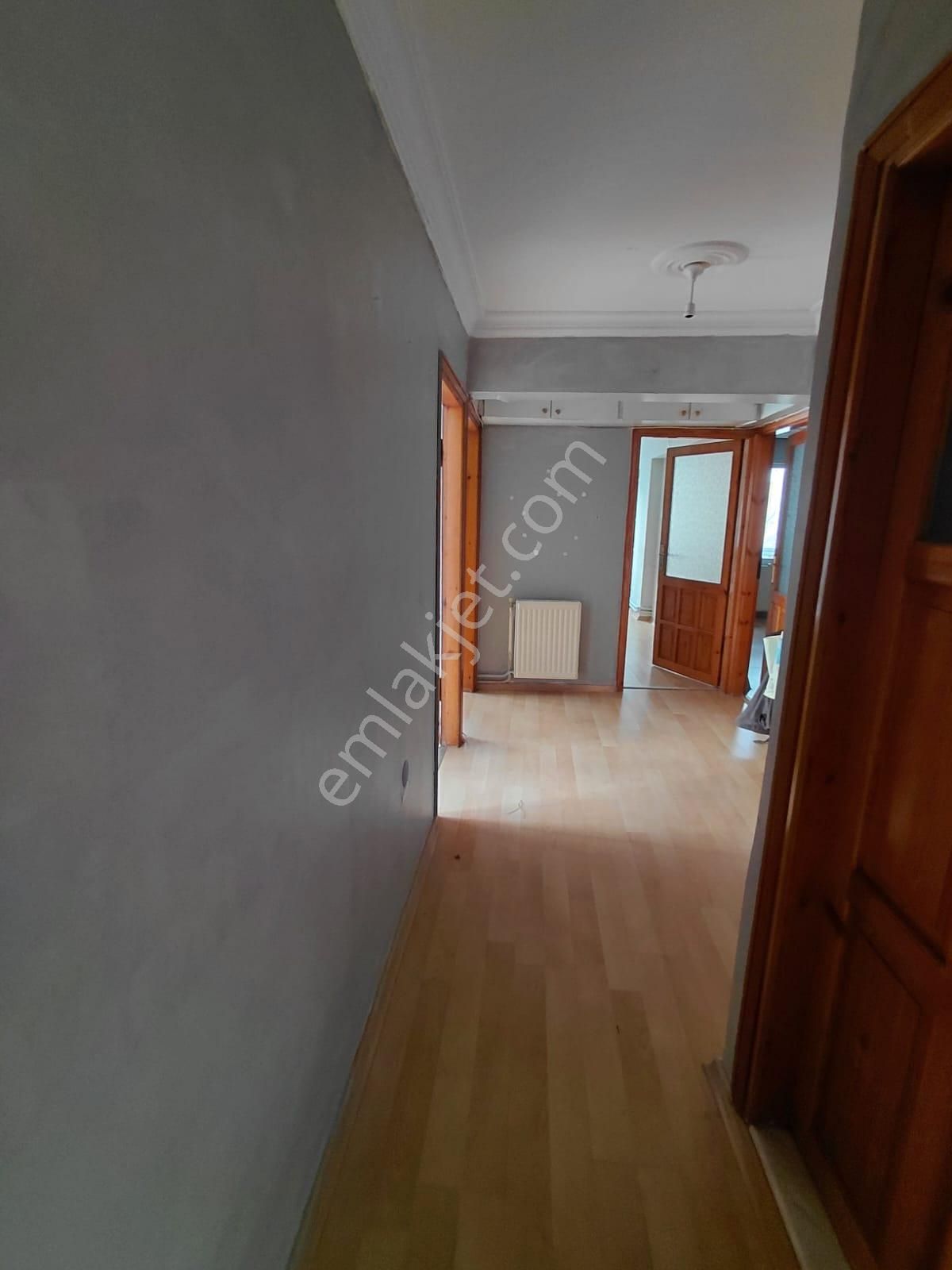 Zaimağa Caddesi 3+1 Arakat Doğalgazlı - Görsel 8