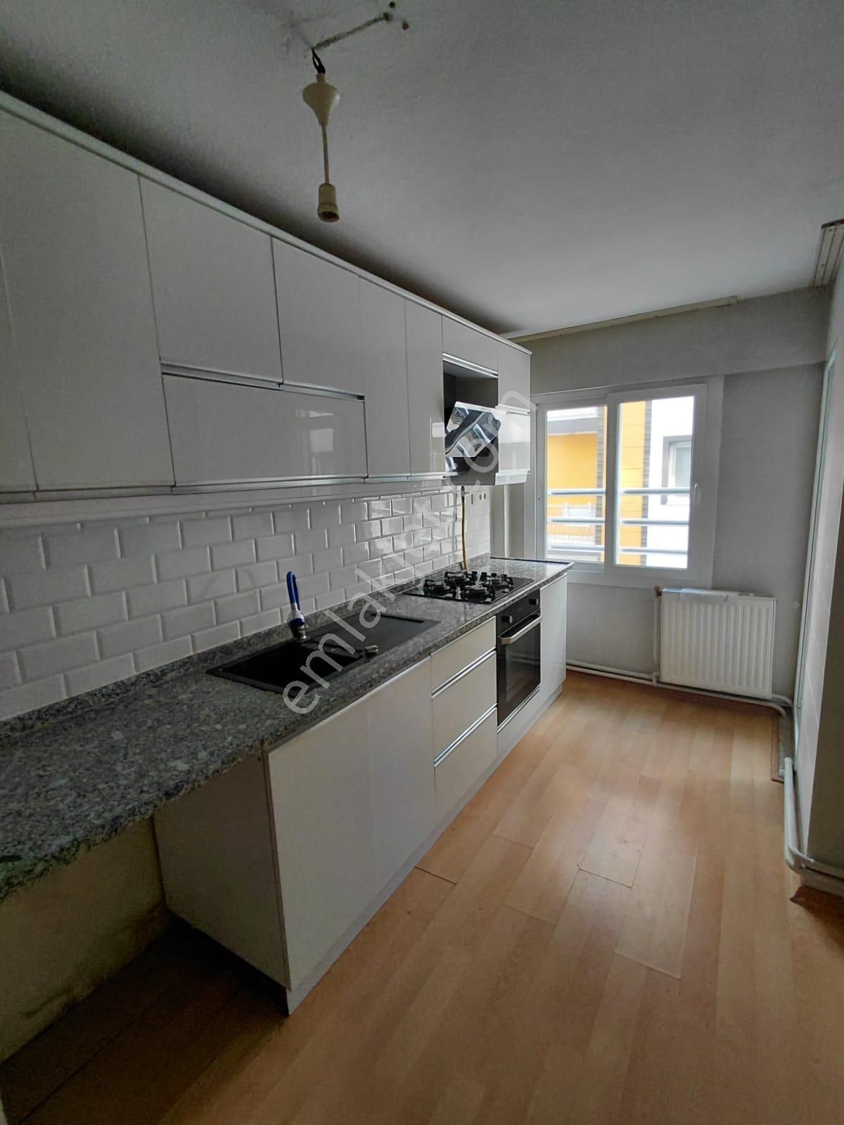 Zaimağa Caddesi 3+1 Arakat Doğalgazlı - Görsel 21