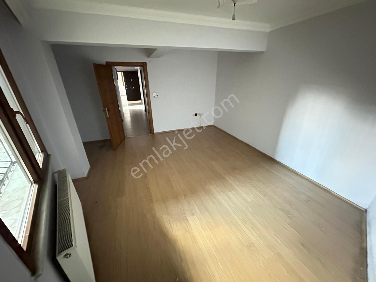 Şeref Emlak Otoparklı Satılık Daire 3,650,000 Tl - Görsel 18