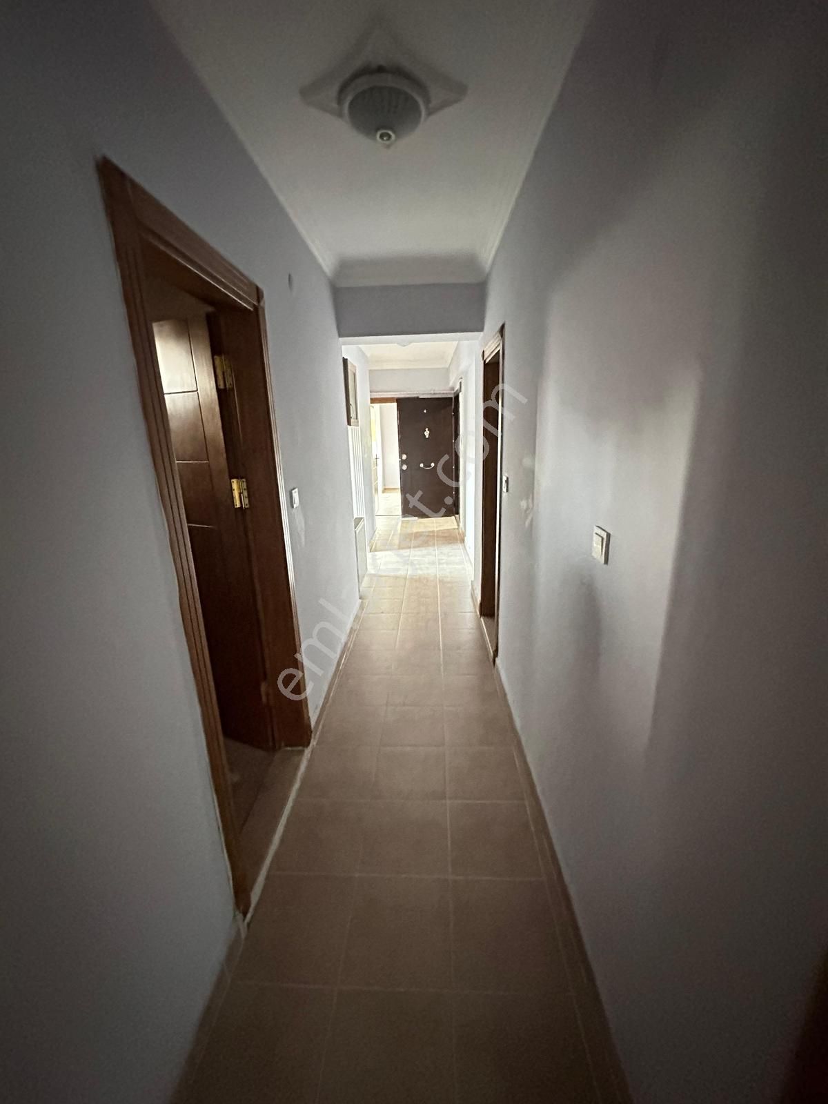 Şeref Emlak Otoparklı Satılık Daire 3,650,000 Tl - Görsel 5