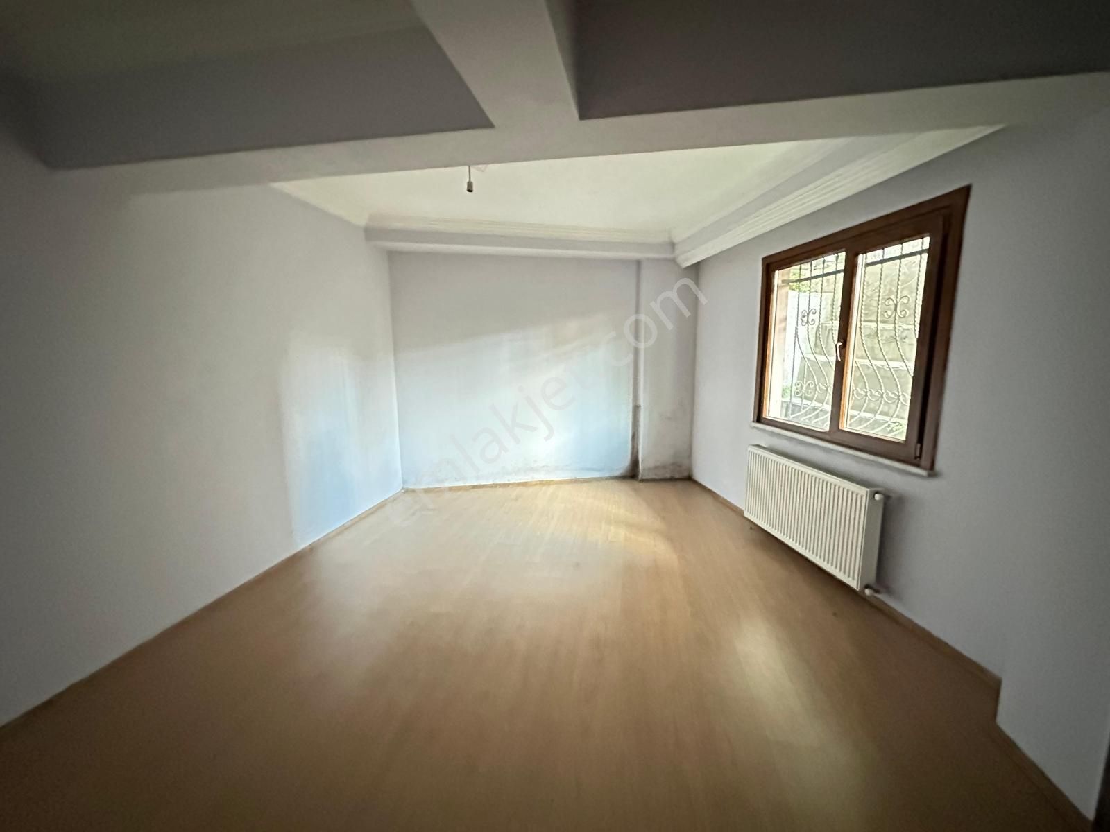 Şeref Emlak Otoparklı Satılık Daire 3,650,000 Tl - Görsel 10