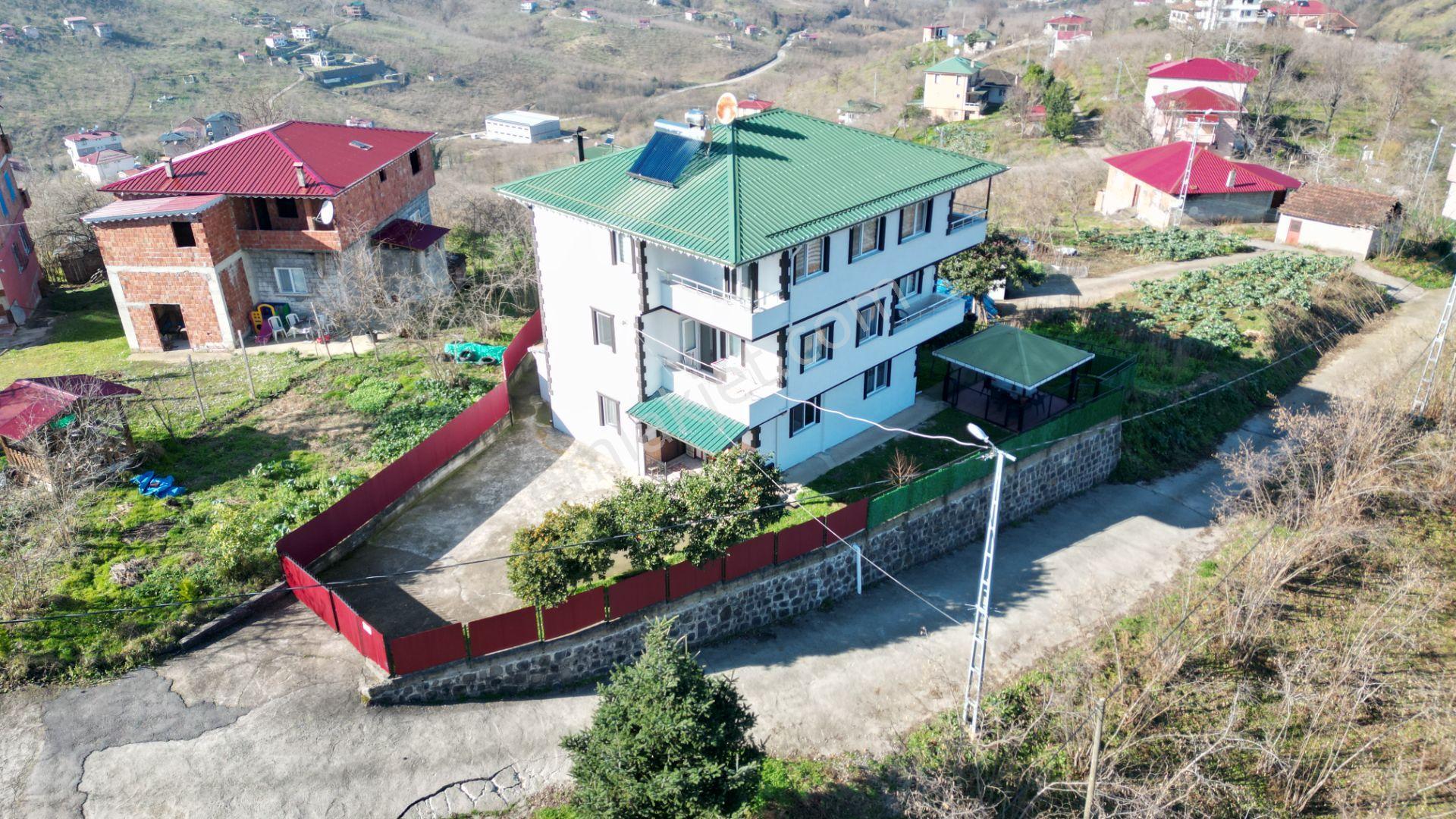 Trabzon Arsin'de 1600 M² Arsa İçinde Müstakil Yaşam Alanı - Görsel 9