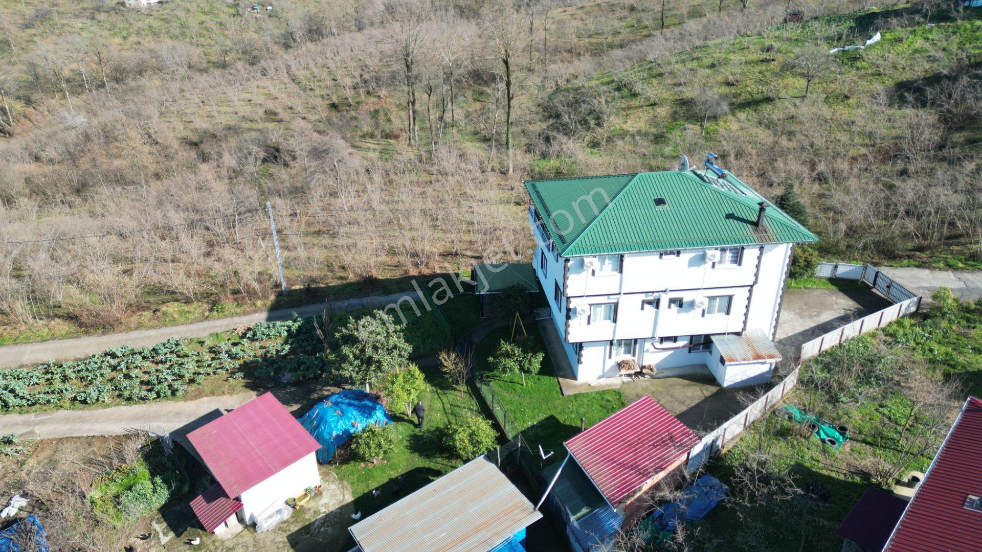 Trabzon Arsin'de 1600 M² Arsa İçinde Müstakil Yaşam Alanı - Görsel 8