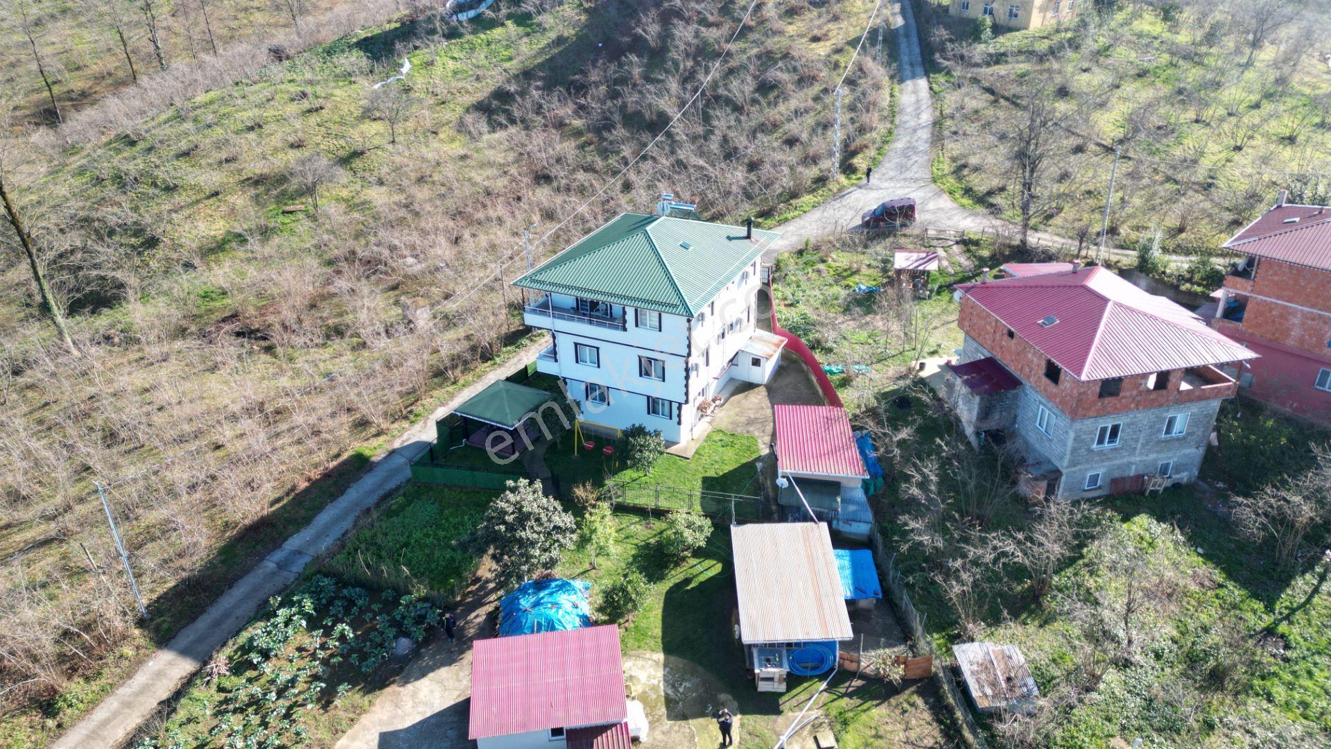 Trabzon Arsin'de 1600 M² Arsa İçinde Müstakil Yaşam Alanı - Görsel 7