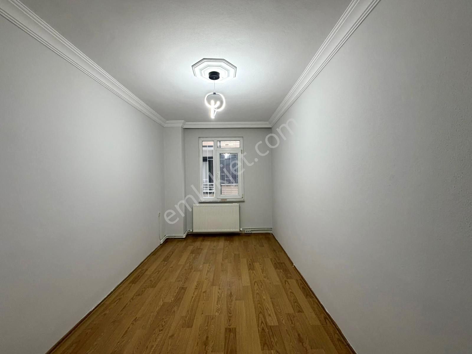 🏡 Referans'tan Altınkum'da Çift Cam Balkonlu Pazar Pazarında Açık Mutfak 2+1 Daire - Görsel 12