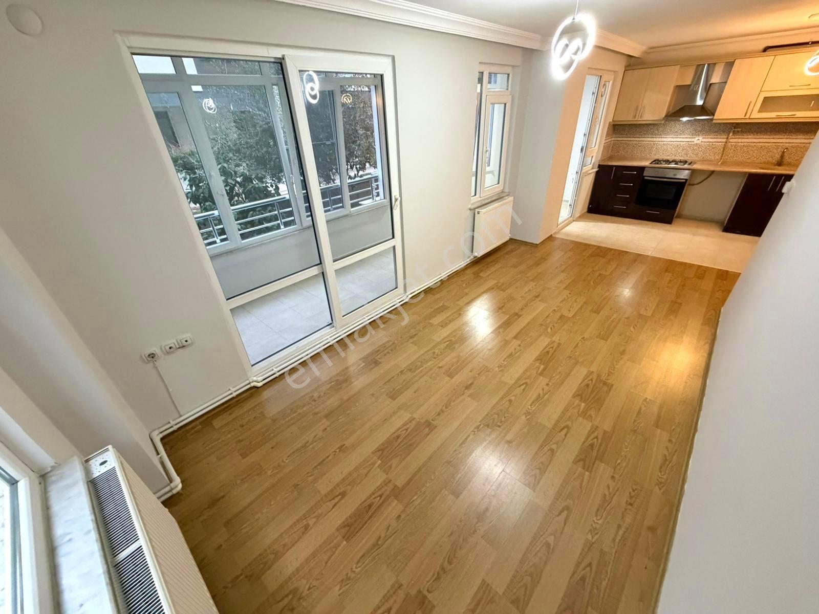 🏡 Referans'tan Altınkum'da Çift Cam Balkonlu Pazar Pazarında Açık Mutfak 2+1 Daire - Görsel 24