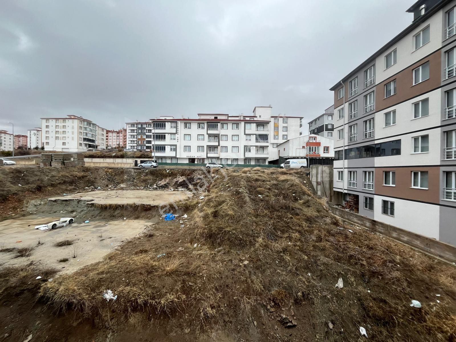 Üniversite Yolu Üzerinde 2+1 Satılık Daire *** Burcu Emlaktan - Görsel 21