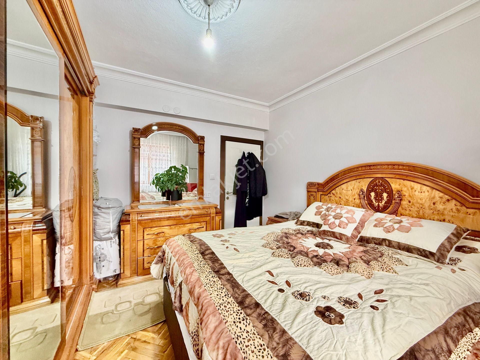 Kalecik Emlak'tan Hastane Yakını 2 Balkon, Mantolamalı 3+1 - Görsel 16