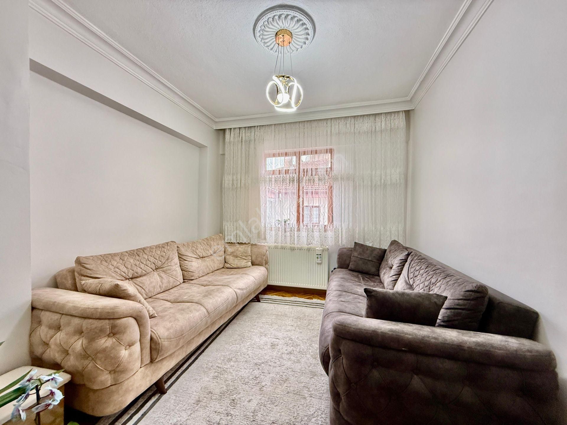 Kalecik Emlak'tan Hastane Yakını 2 Balkon, Mantolamalı 3+1 - Görsel 8