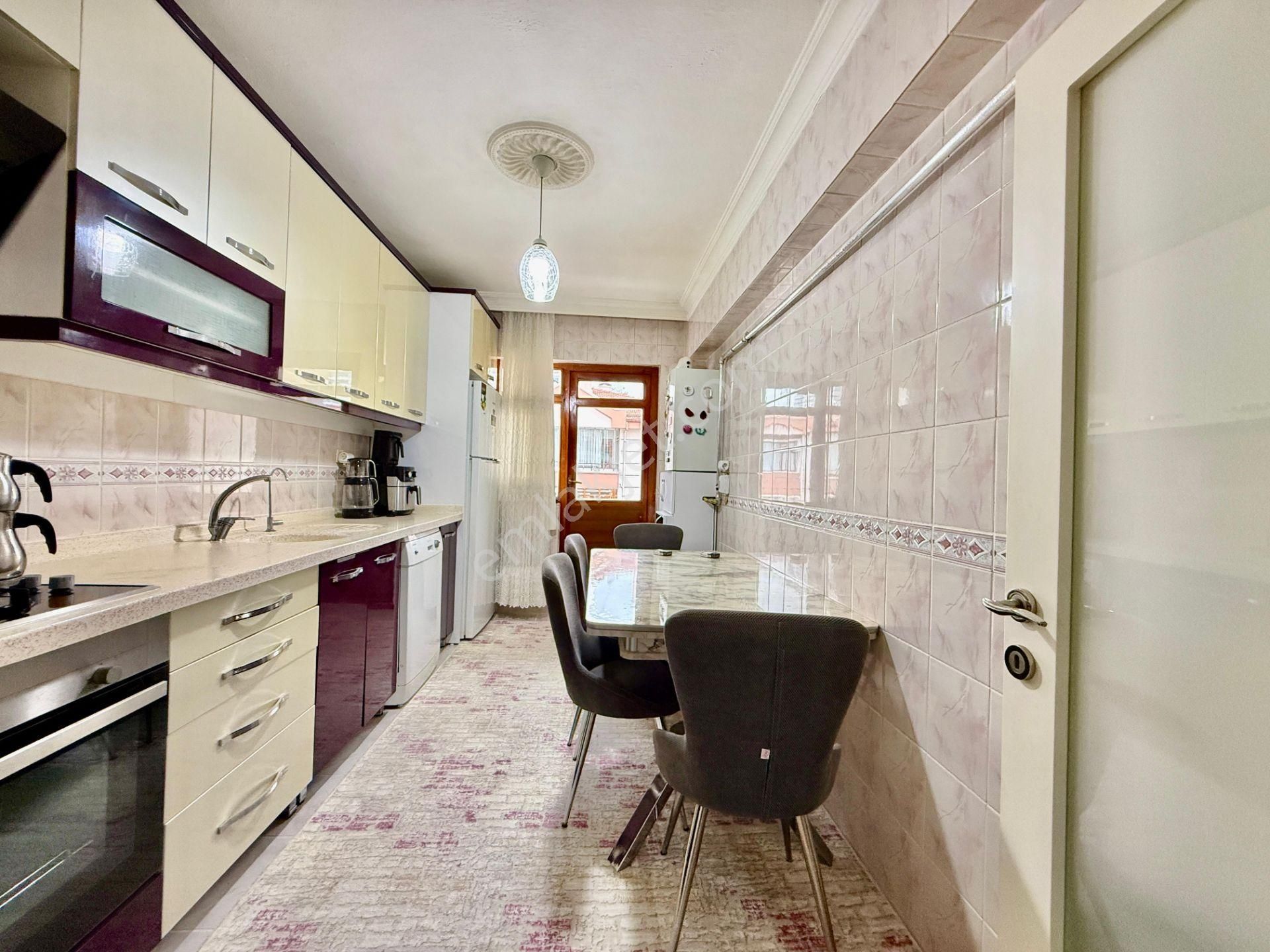 Kalecik Emlak'tan Hastane Yakını 2 Balkon, Mantolamalı 3+1 - Görsel 2