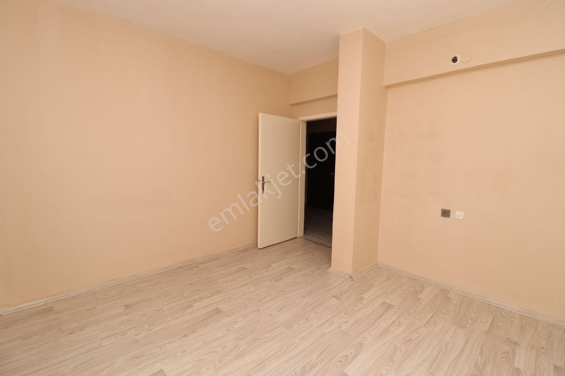 Akif'ten Topçu'da 2+1 Pazar Ve Sağlık Ocağı Yakını Kiralık Daire - Görsel 12