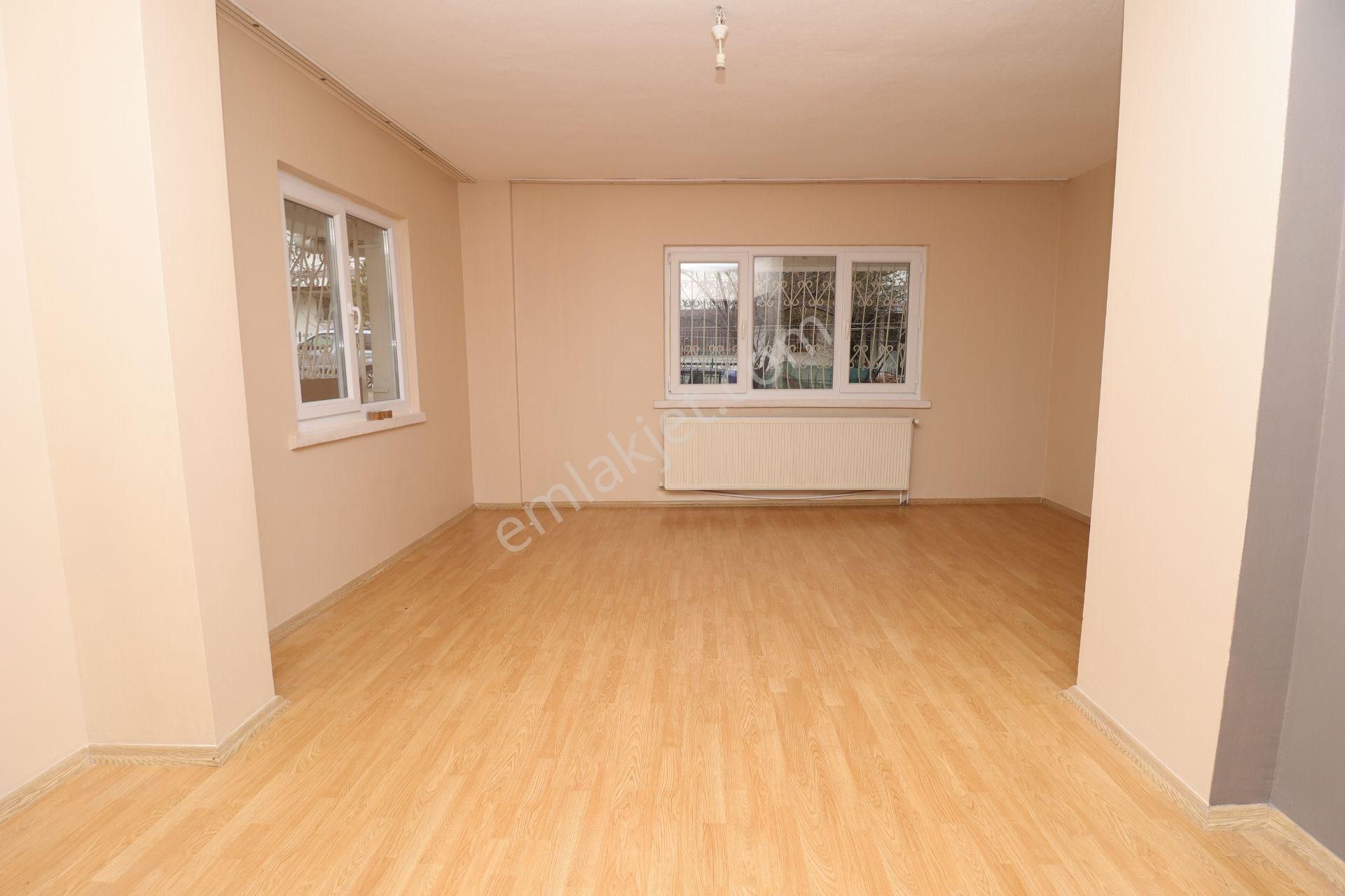 Akif'ten Topçu'da 2+1 Pazar Ve Sağlık Ocağı Yakını Kiralık Daire - Görsel 3
