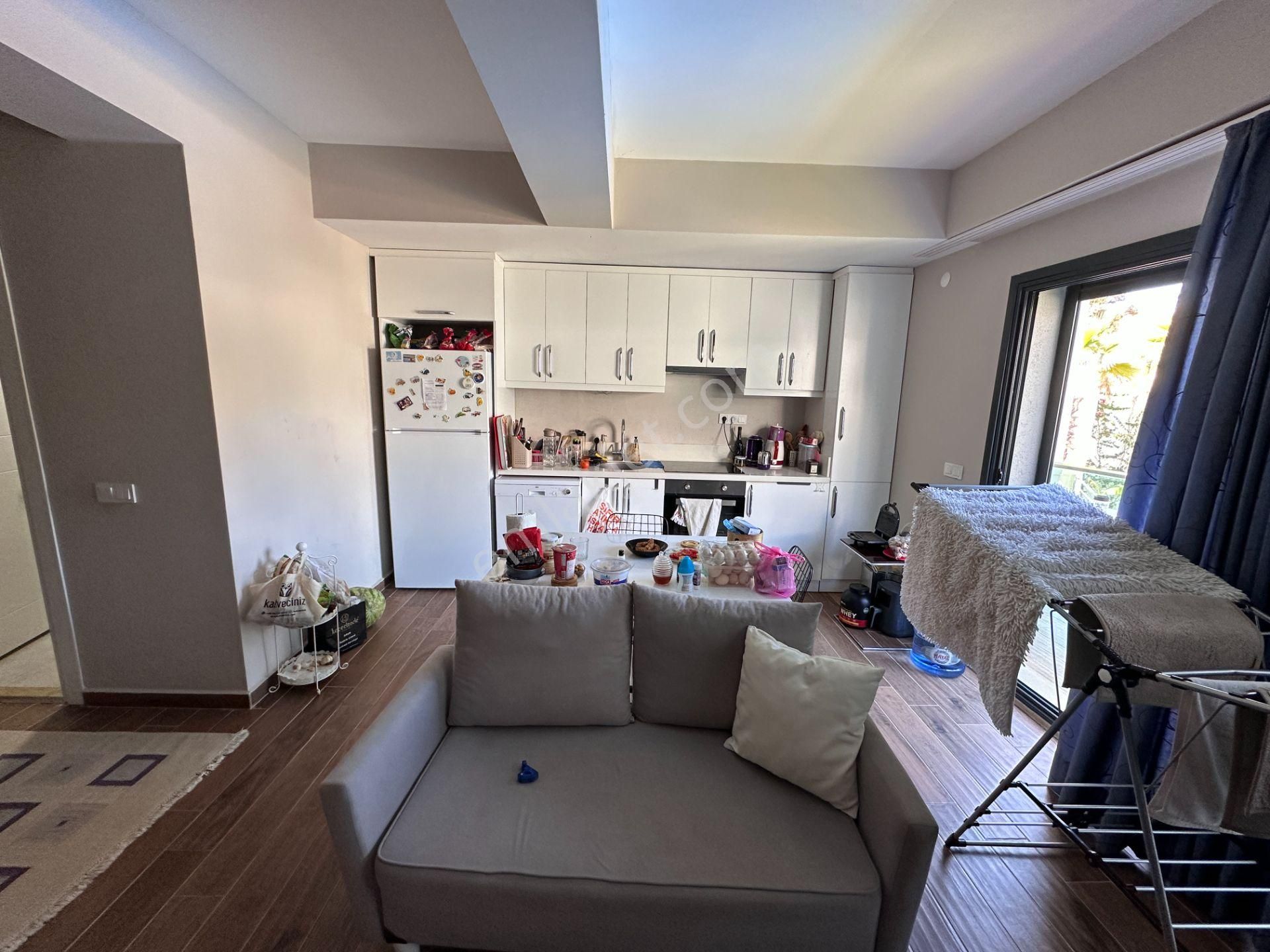 Çeşme Sakızlıkoy Rezidans Satılık Bahçeli&balkonlu 2+1 Dubleks - Görsel 8