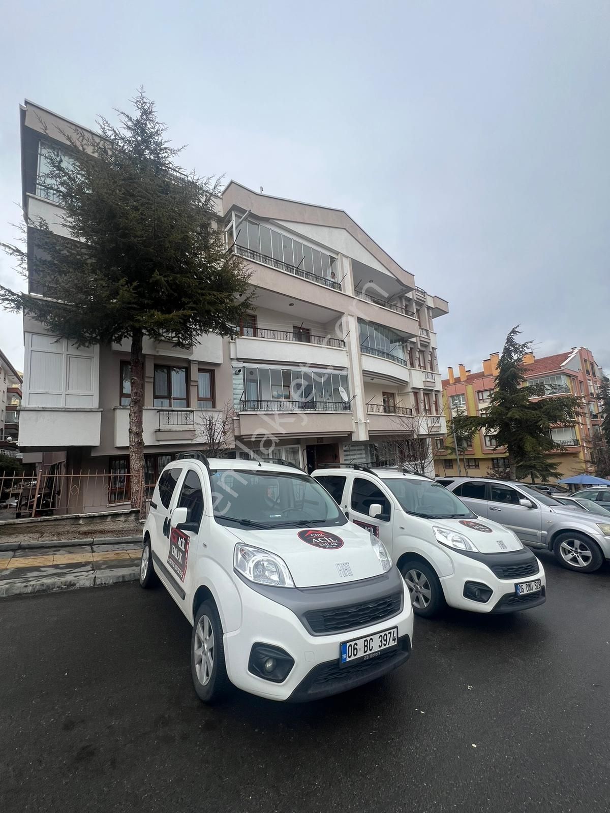 Çok Acil'den Merkezi Konumda Masrafsız 145m2 Fırsat Dairesi - Görsel 27