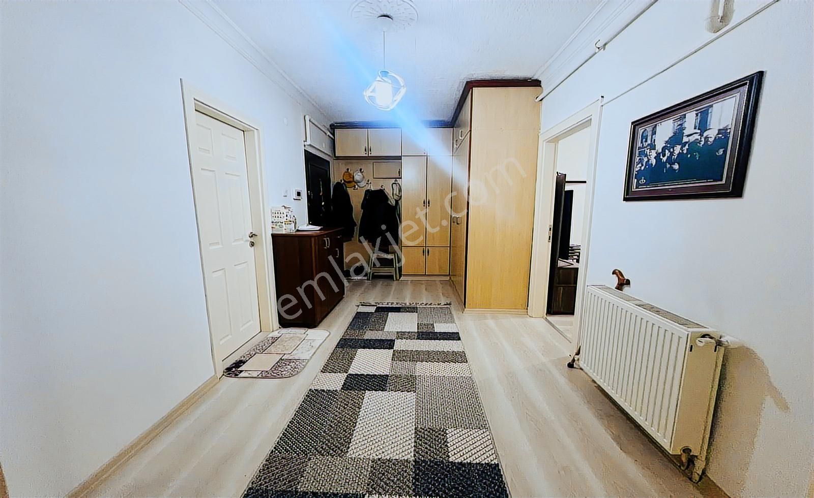 Çok Acil'den Merkezi Konumda Masrafsız 145m2 Fırsat Dairesi - Görsel 14