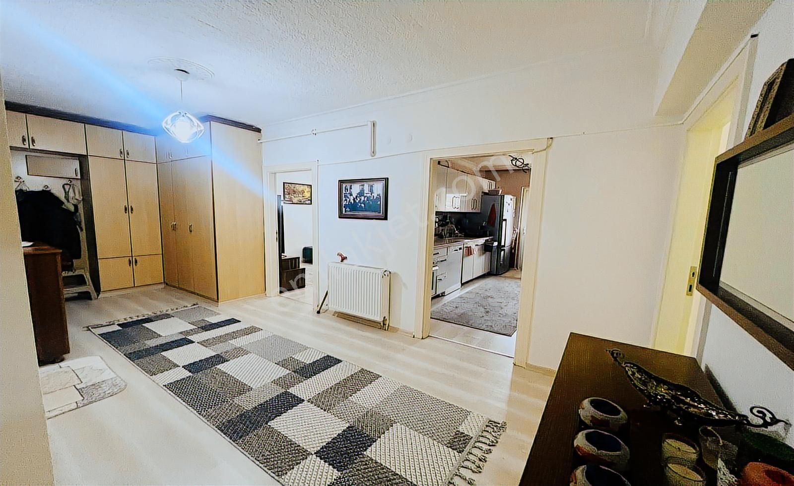 Çok Acil'den Merkezi Konumda Masrafsız 145m2 Fırsat Dairesi - Görsel 13