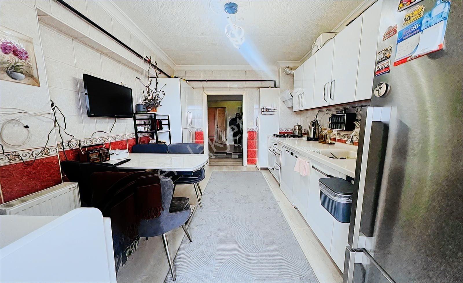 Çok Acil'den Merkezi Konumda Masrafsız 145m2 Fırsat Dairesi - Görsel 29