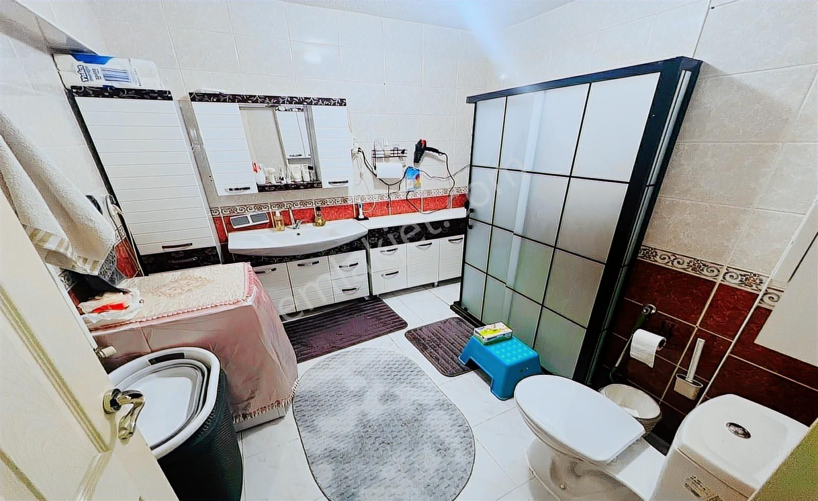 Çok Acil'den Merkezi Konumda Masrafsız 145m2 Fırsat Dairesi - Görsel 9