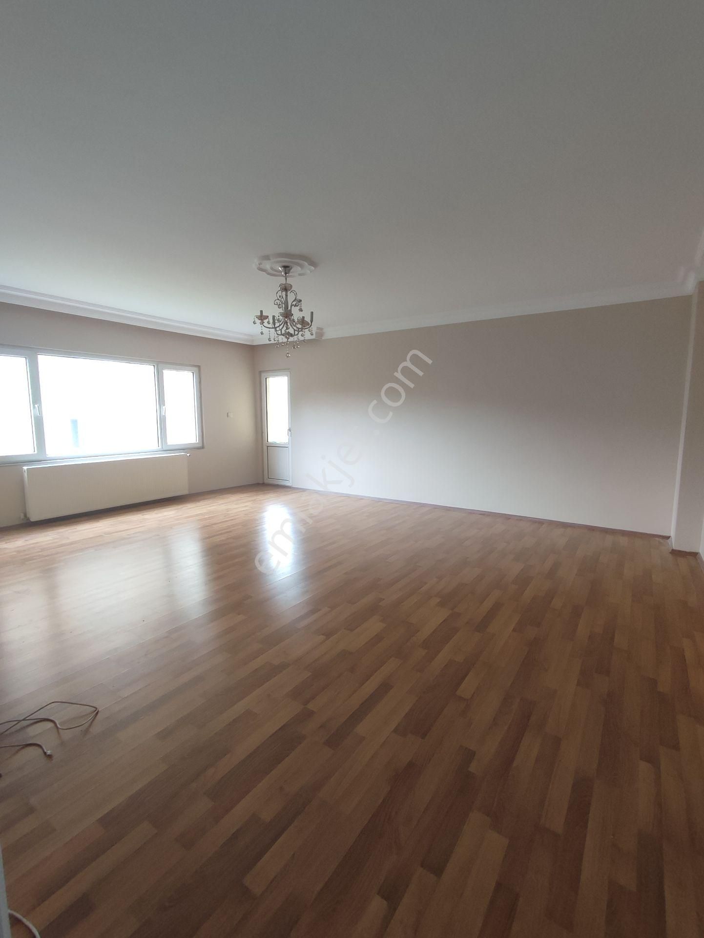 Çekmeköy Altınkoza Evlerinde Kiralık 3+1 Daire - Görsel 7
