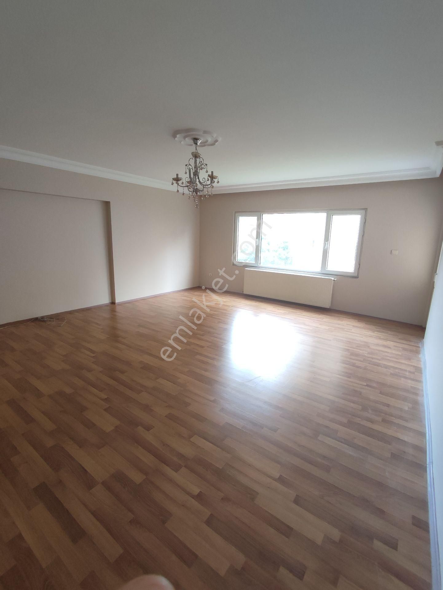 Çekmeköy Altınkoza Evlerinde Kiralık 3+1 Daire - Görsel 3