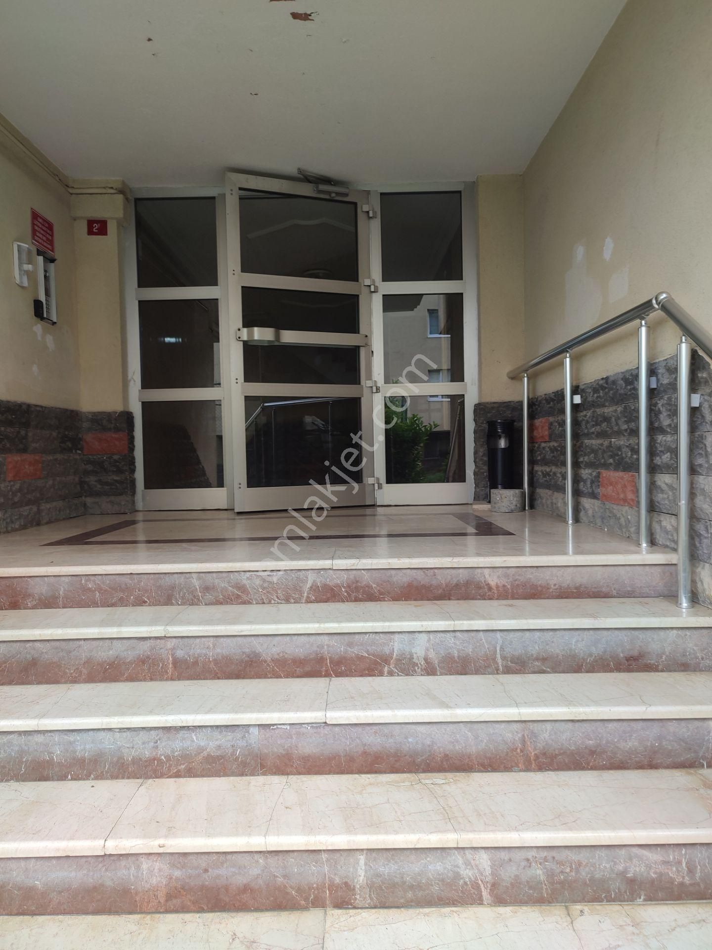 Çekmeköy Altınkoza Evlerinde Kiralık 3+1 Daire - Görsel 18