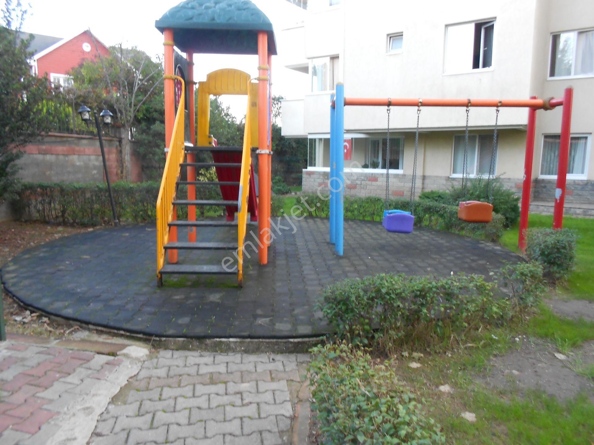 Çekmeköy Altınkoza Evlerinde Kiralık 3+1 Daire - Görsel 2