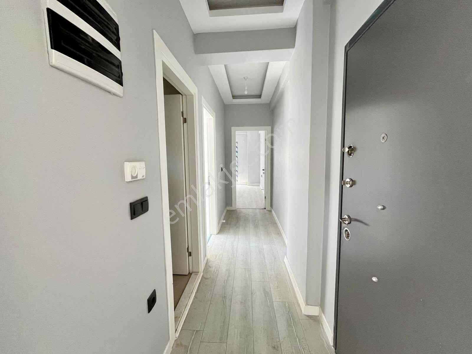 Kuşadası Davutlar'da Ara Kat 75 M2 Satılık 2+1 Daire - Görsel 3