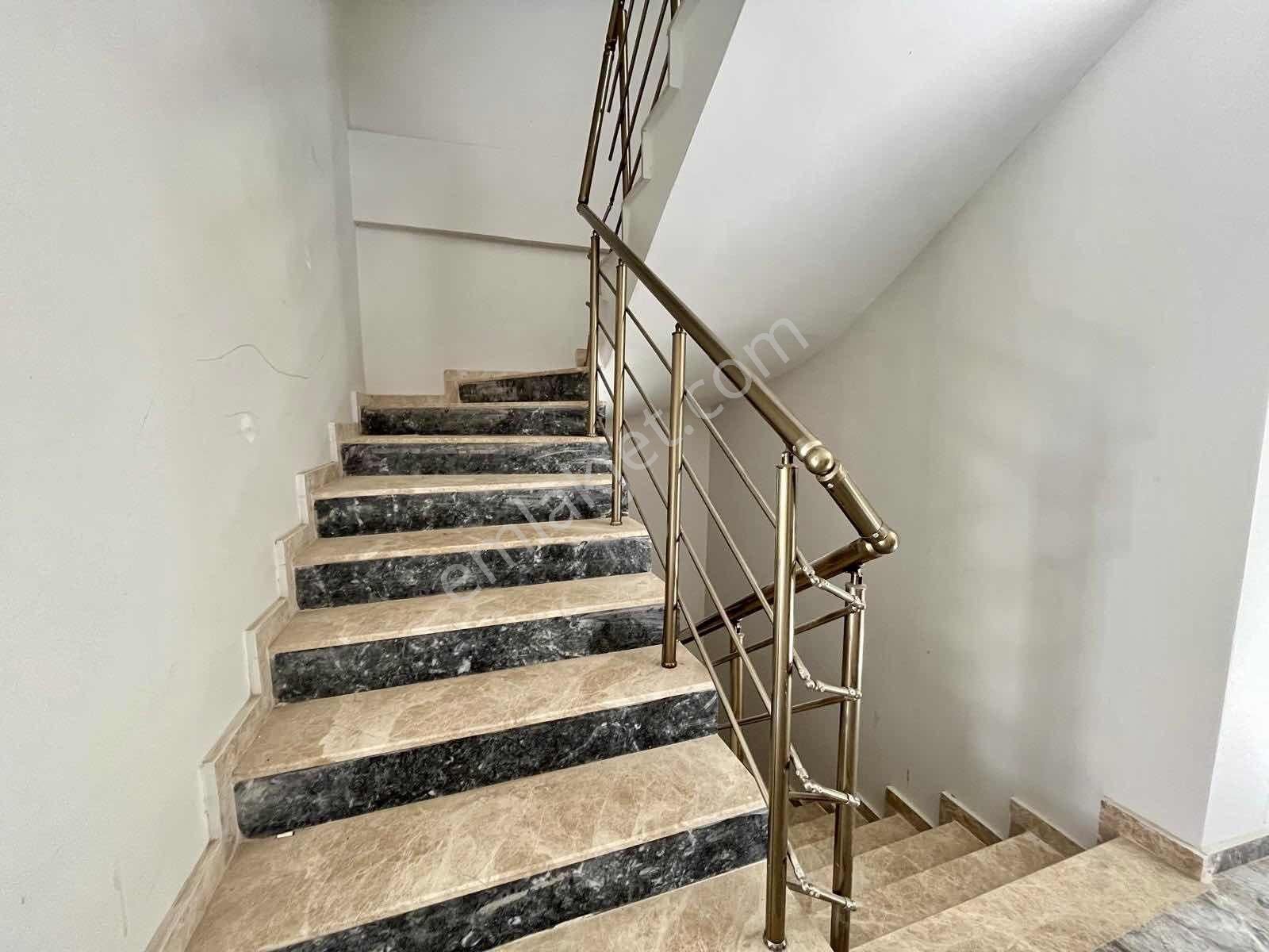 Kuşadası Davutlar'da Ara Kat 75 M2 Satılık 2+1 Daire - Görsel 13