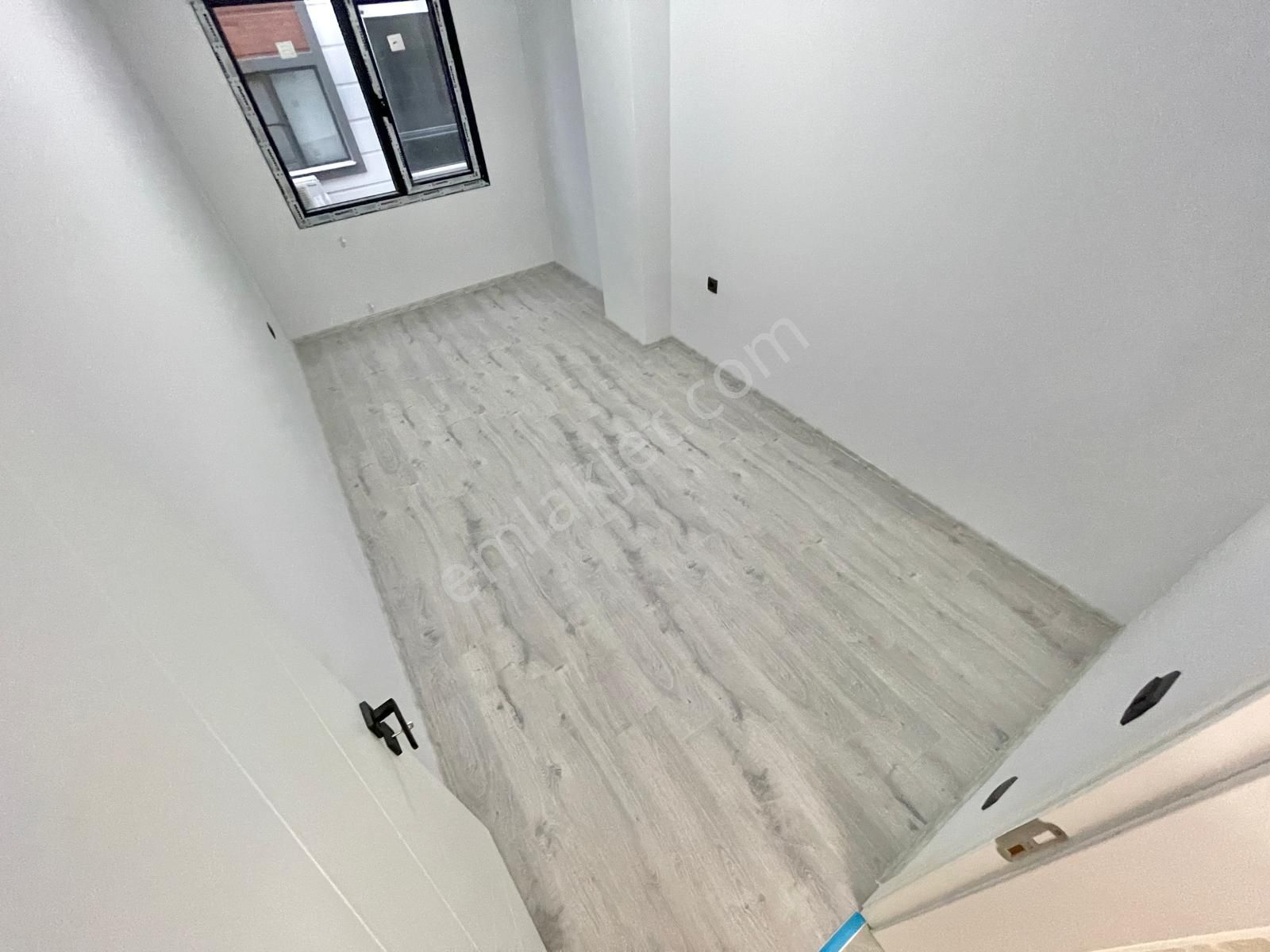 Berkay Demirel'den Denize 500 Metre Ebeveyn Banyolu Ön Cephe 2+1 Daire - Görsel 32