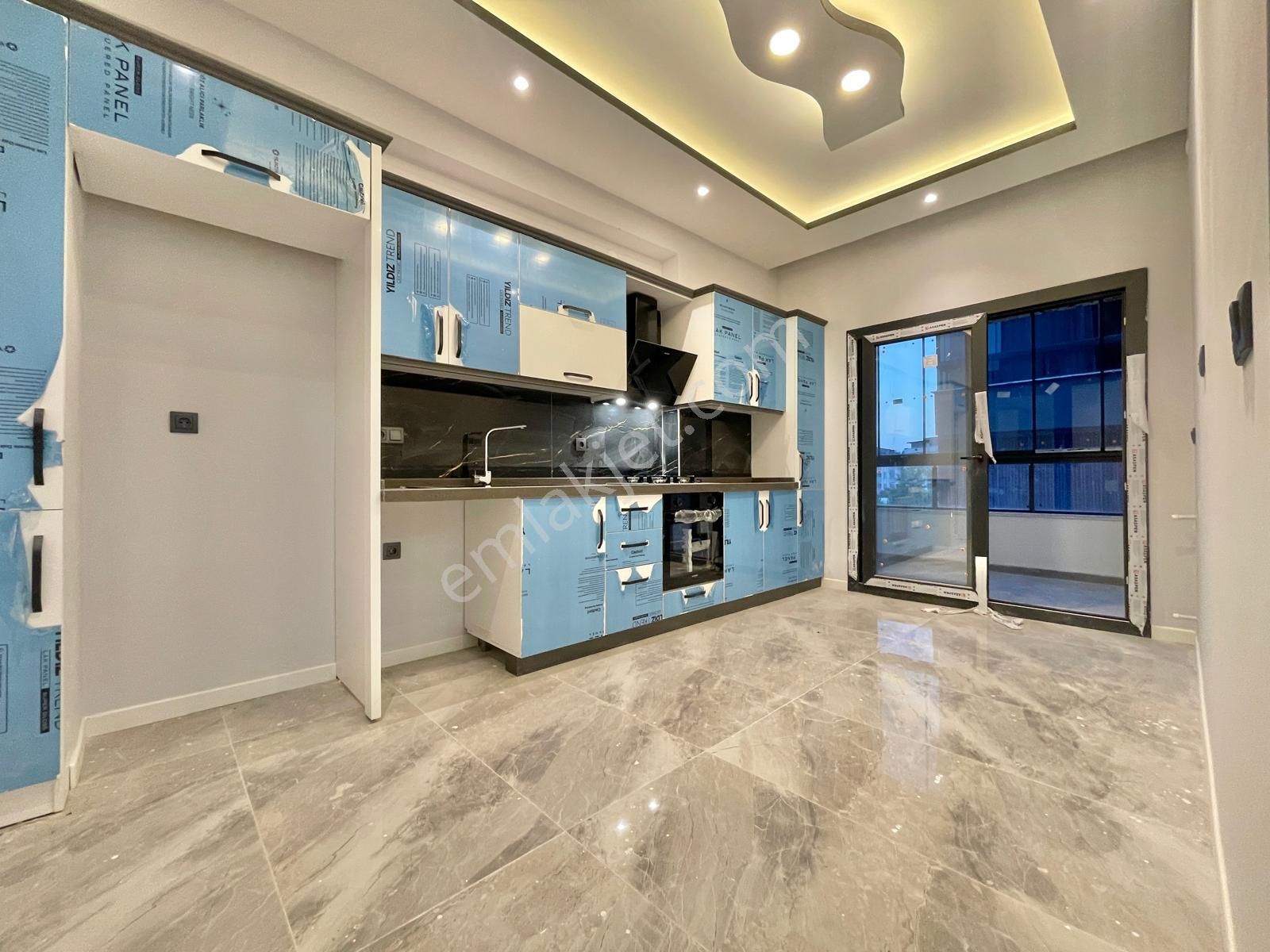 Berkay Demirel'den Denize 500 Metre Ebeveyn Banyolu Ön Cephe 2+1 Daire - Görsel 11