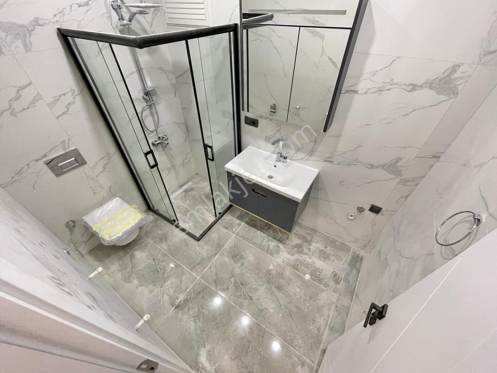 Berkay Demirel'den Denize 500 Metre Ebeveyn Banyolu Ön Cephe 2+1 Daire - Görsel 23