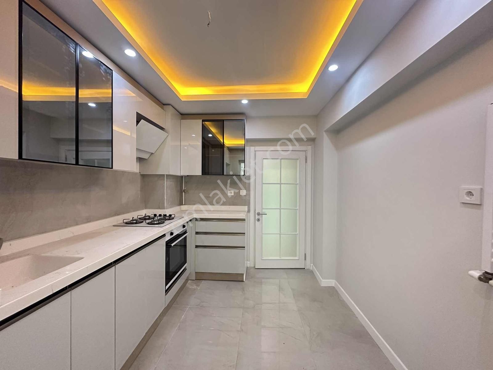 Etimesgut Piyade Mah. Ön Cephe Ara Kat 3+1 Lüks Yapılı Daire - Görsel 13